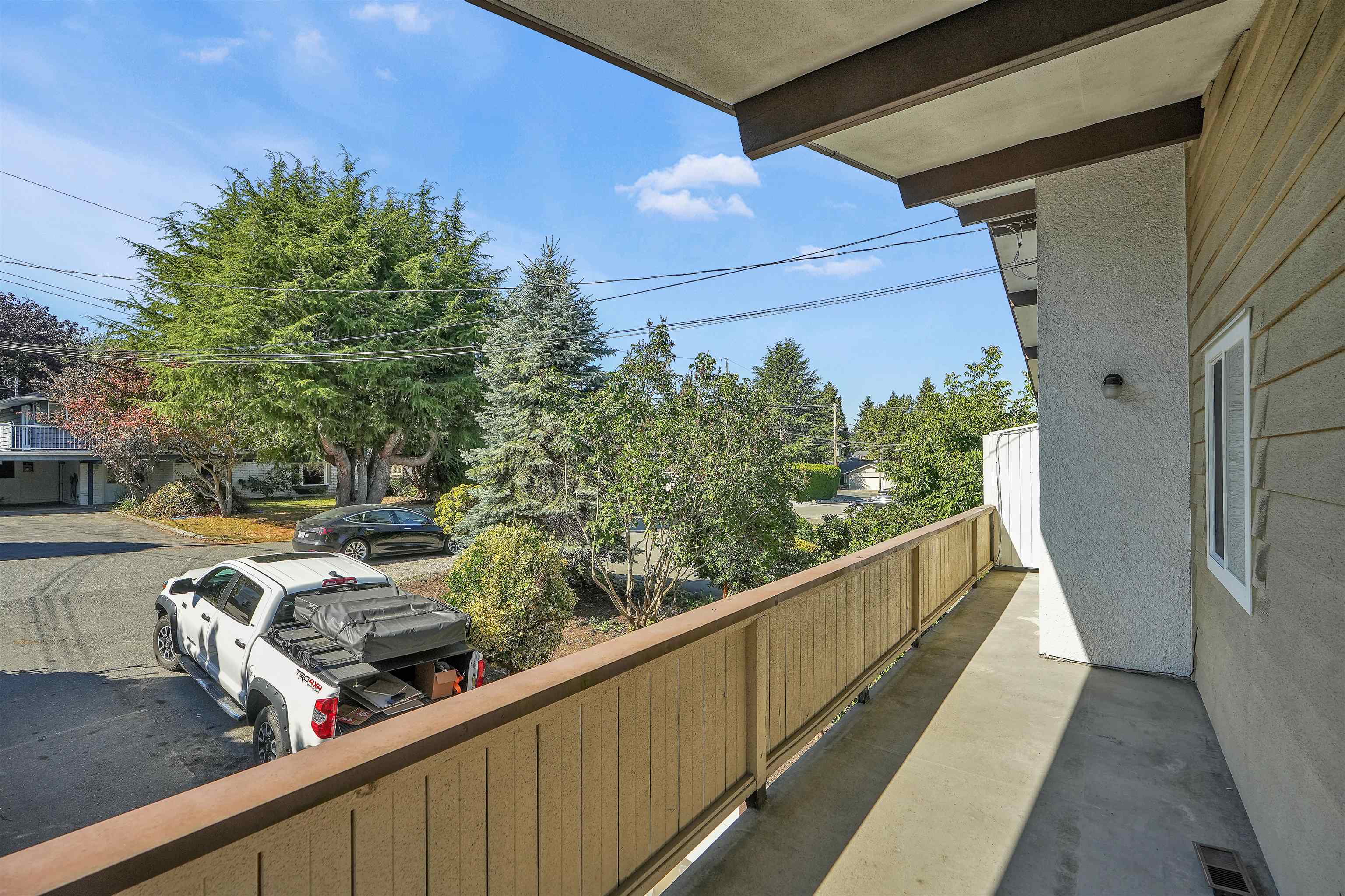 368 55a Street, Tsawwassen, Pebble Hill, V4M 3L9 26