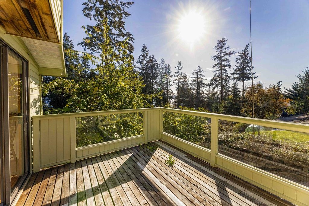 5910 Sunshine Coast Highway, Sechelt, Sechelt District, V0N 3A0 9