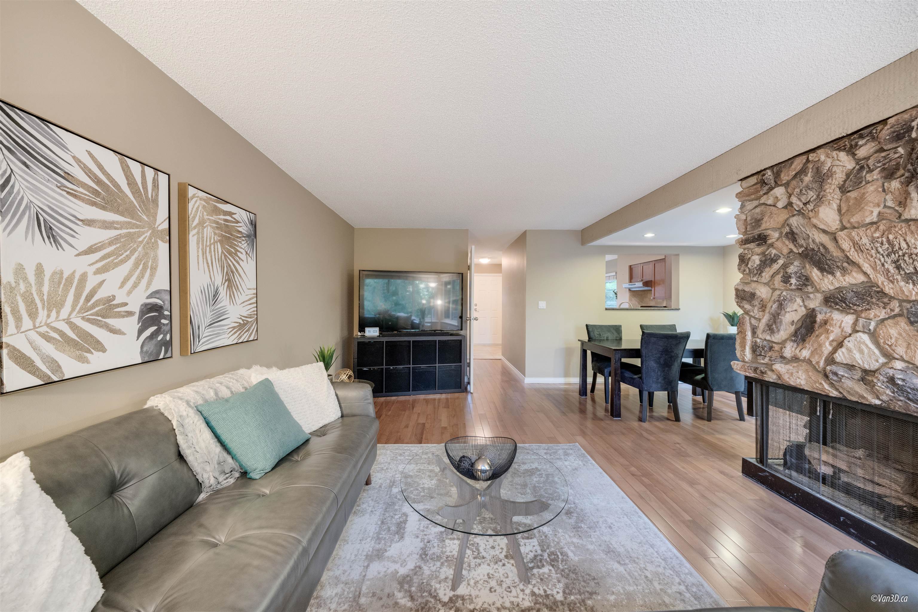 4738 Cedarglen Place, Burnaby, Greentree Village, V5G 4B7 5