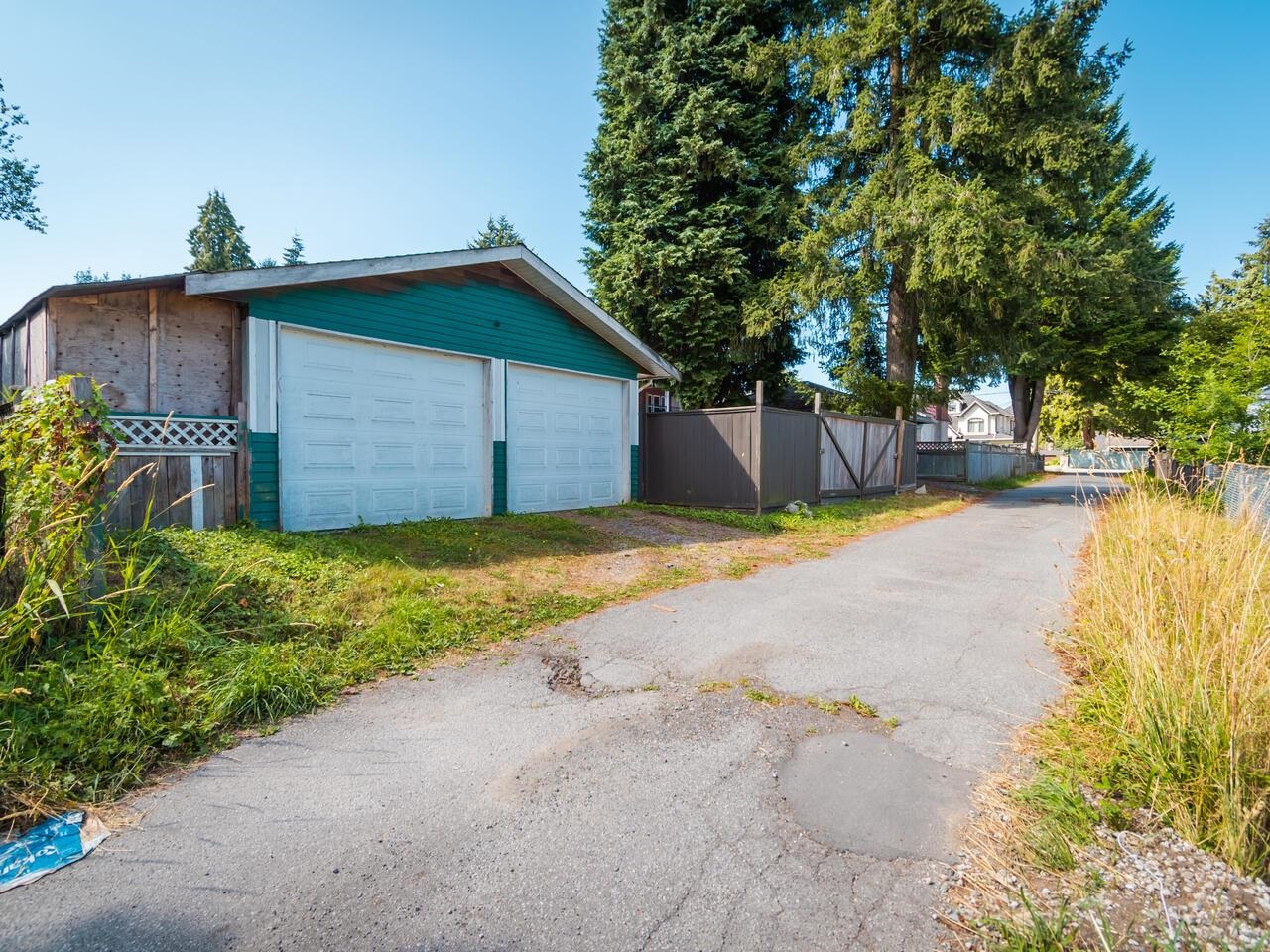 12625 97a Avenue, Surrey, Cedar Hills, V3V 2H6 1