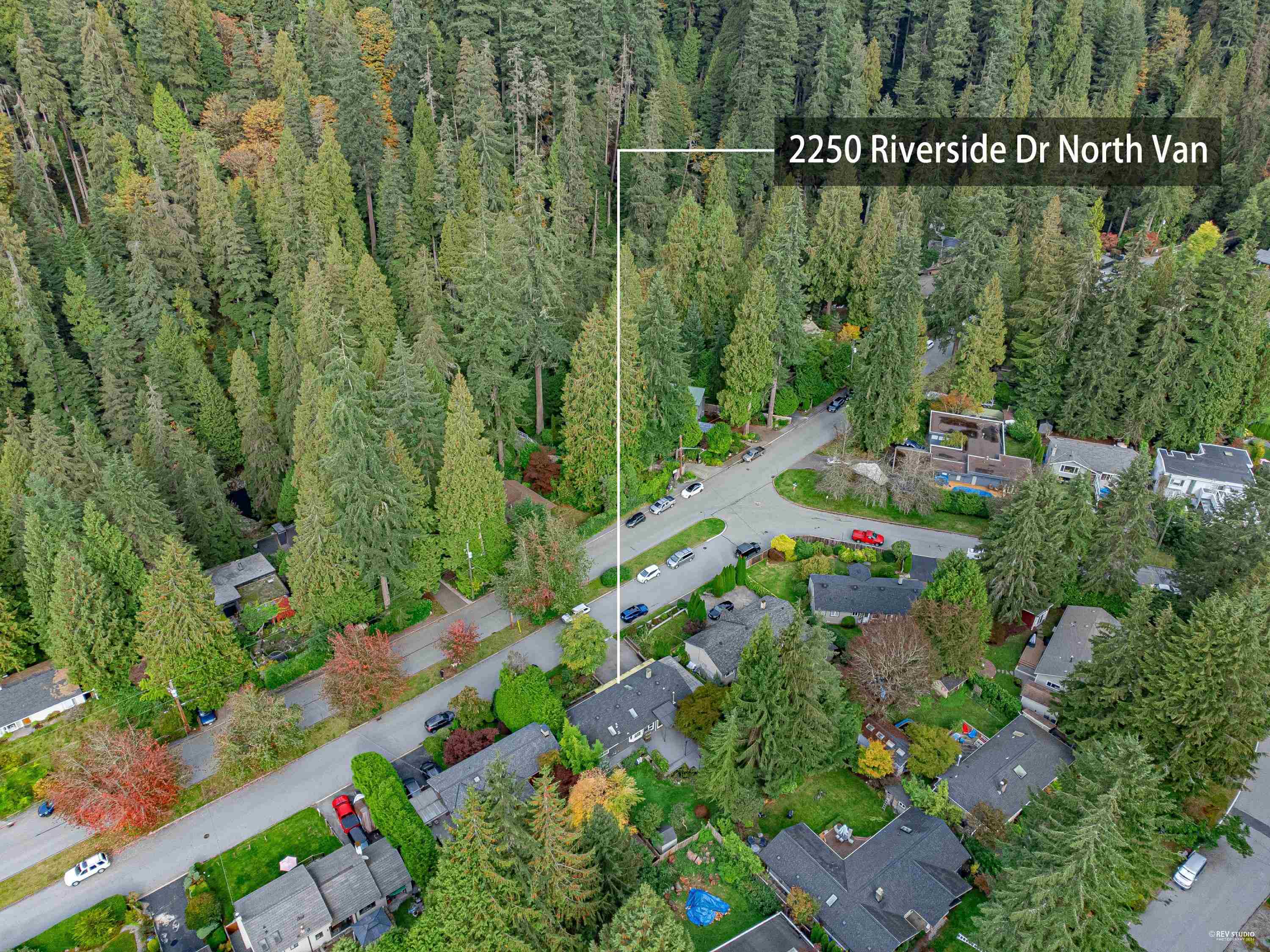 2250 Riverside Drive, North Vancouver, Seymour NV, V7H 1V7 36