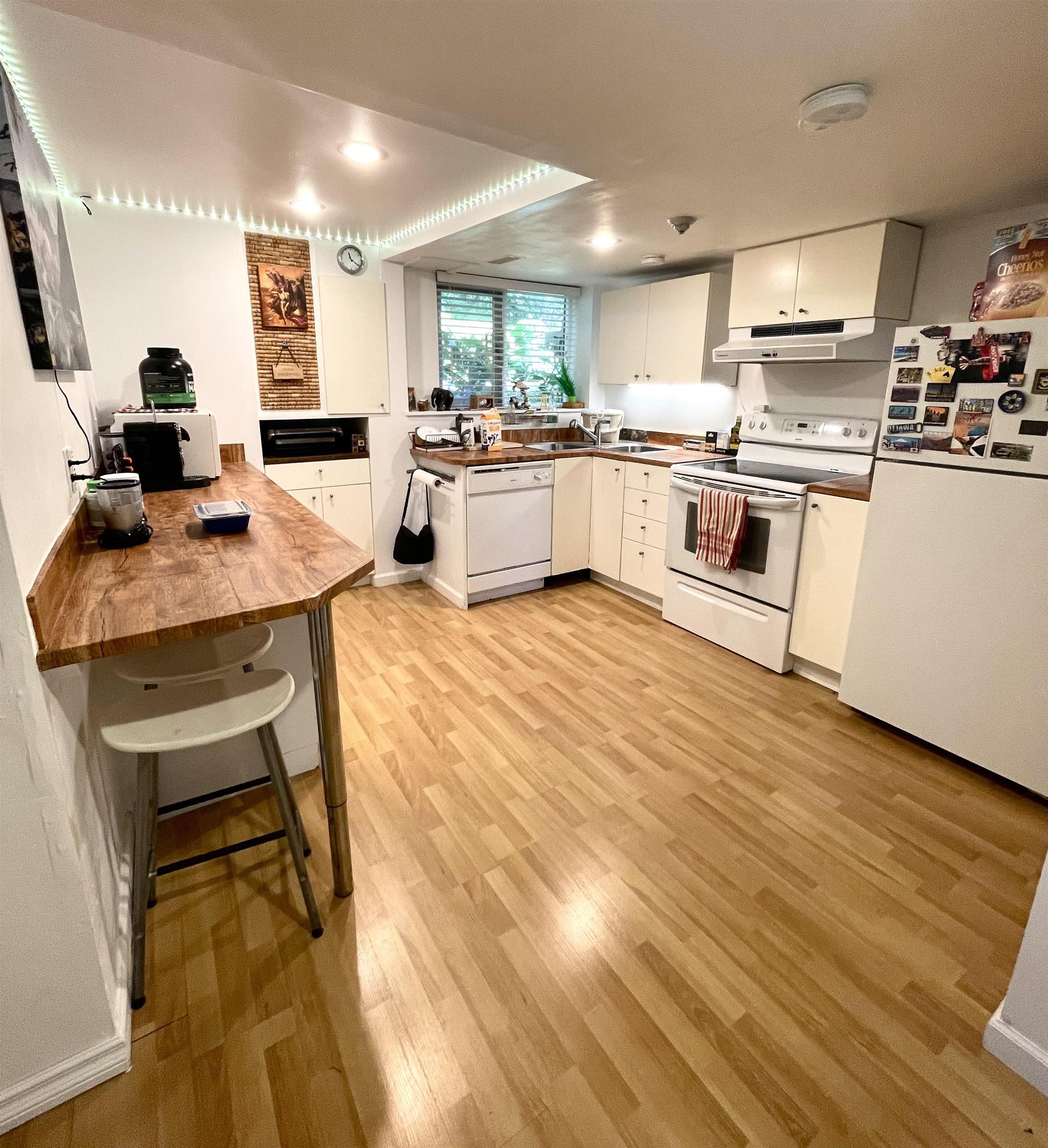 Listing image of 1240 EASTVIEW ROAD