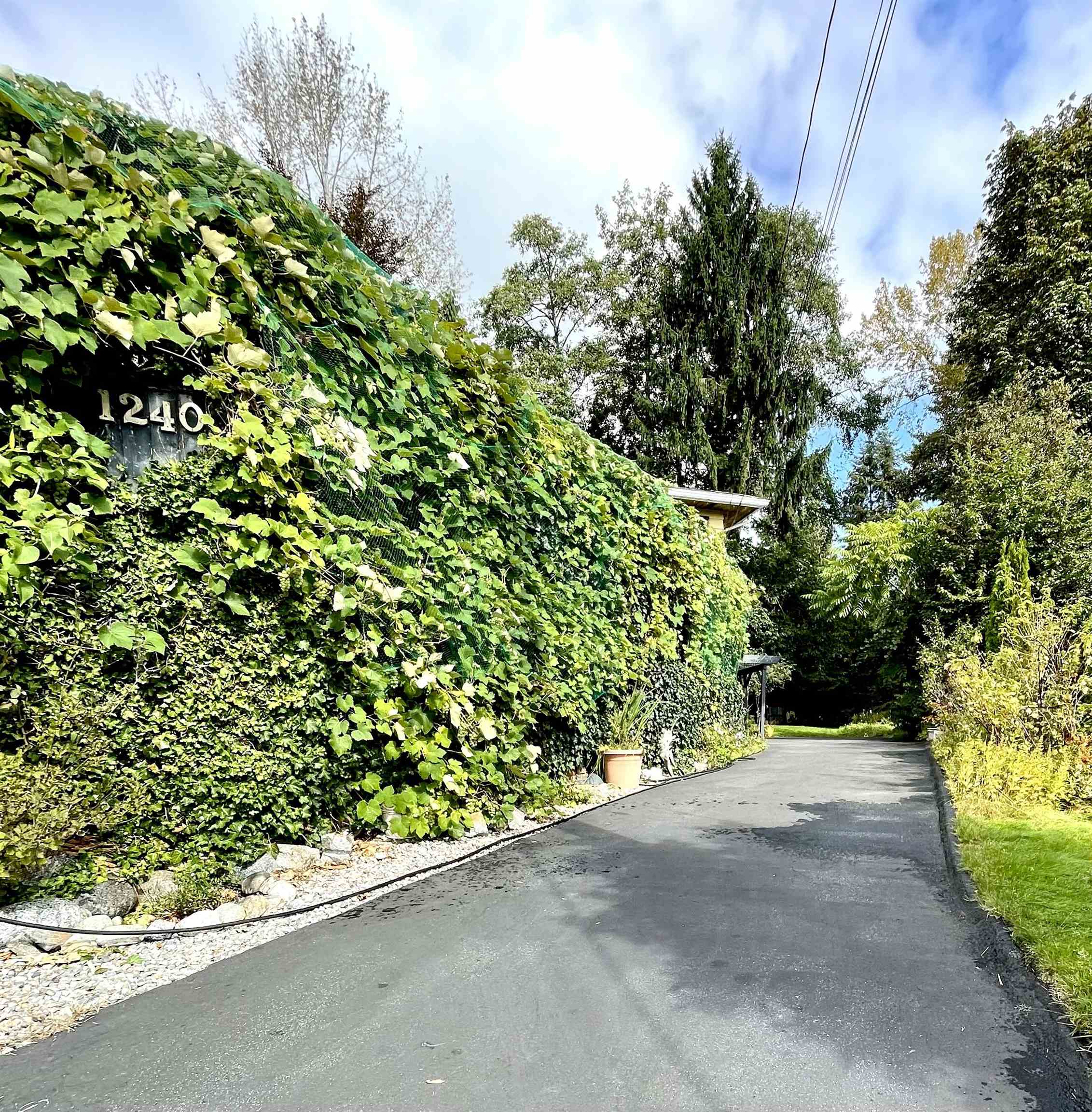Listing image of 1240 EASTVIEW ROAD