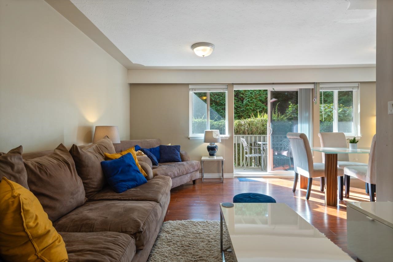 82 5820 Hastings Street, Burnaby, Capitol Hill BN, V5B 1R6 2