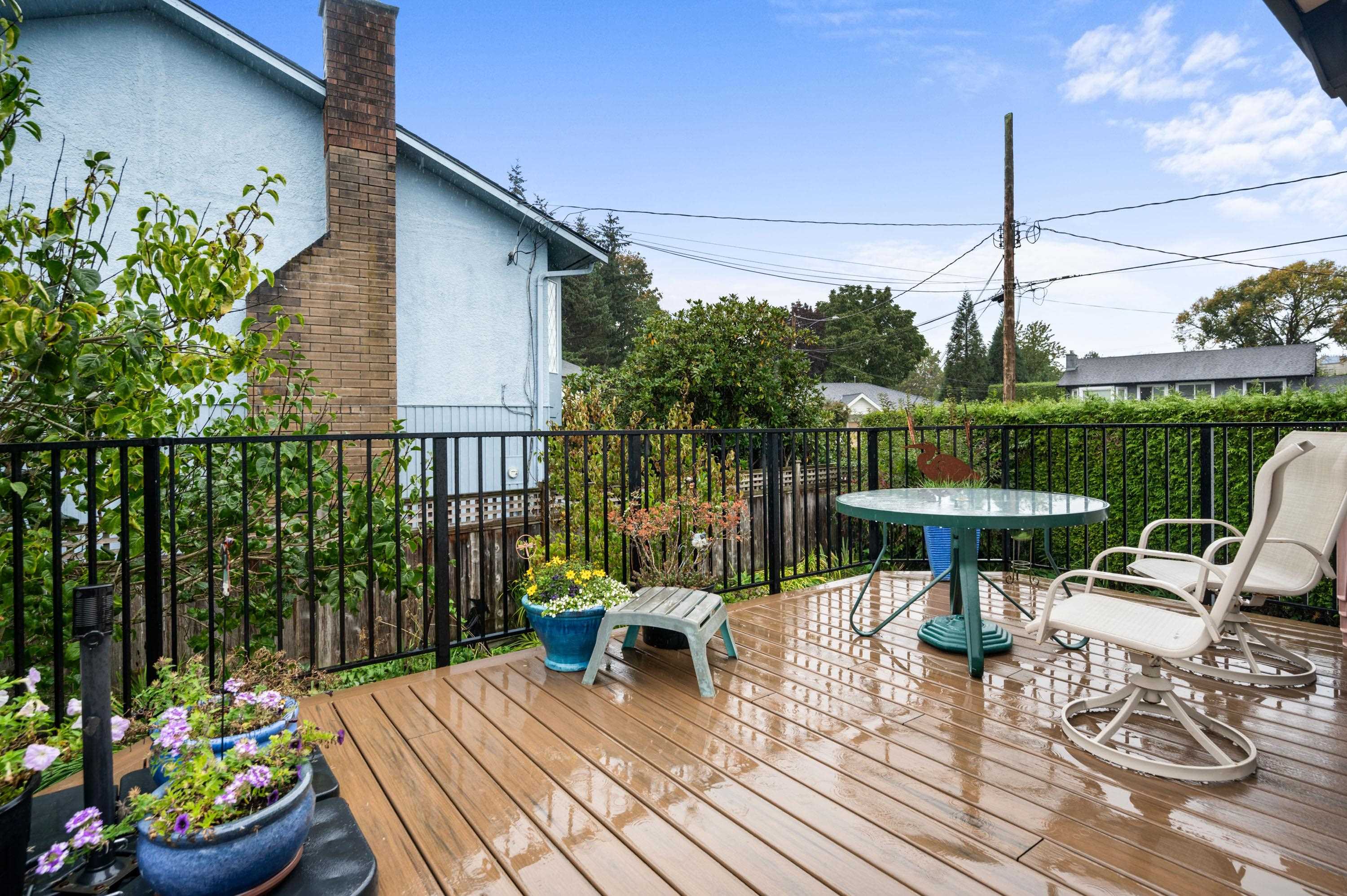 4705 47 Avenue, Delta, Ladner Elementary, V4K 1P5 32