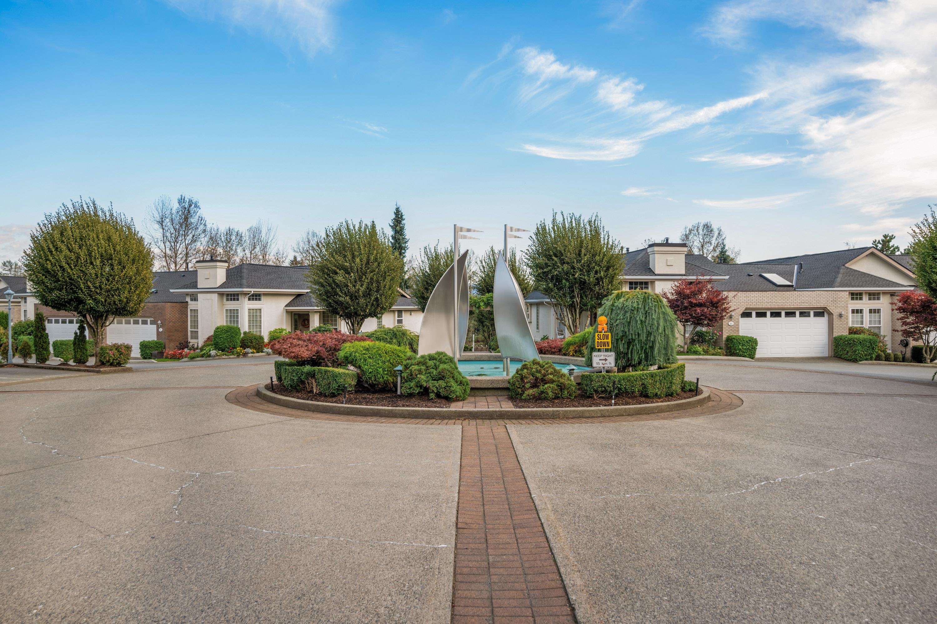 22 31450 Spur Avenue, Abbotsford, Abbotsford West, V2T 5M3 37