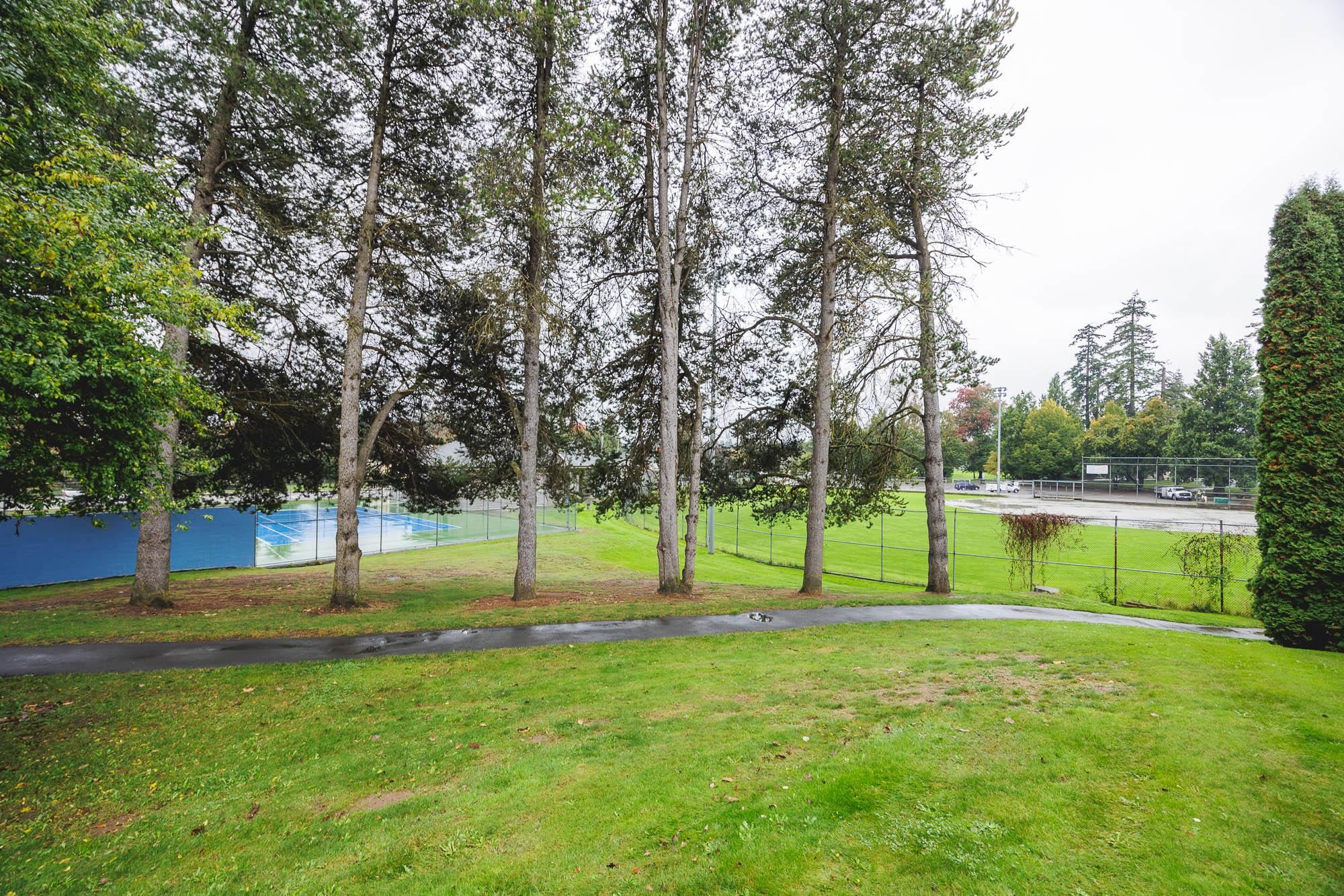 27166 33 Avenue, Langley, Aldergrove Langley, V4W 3H6 36