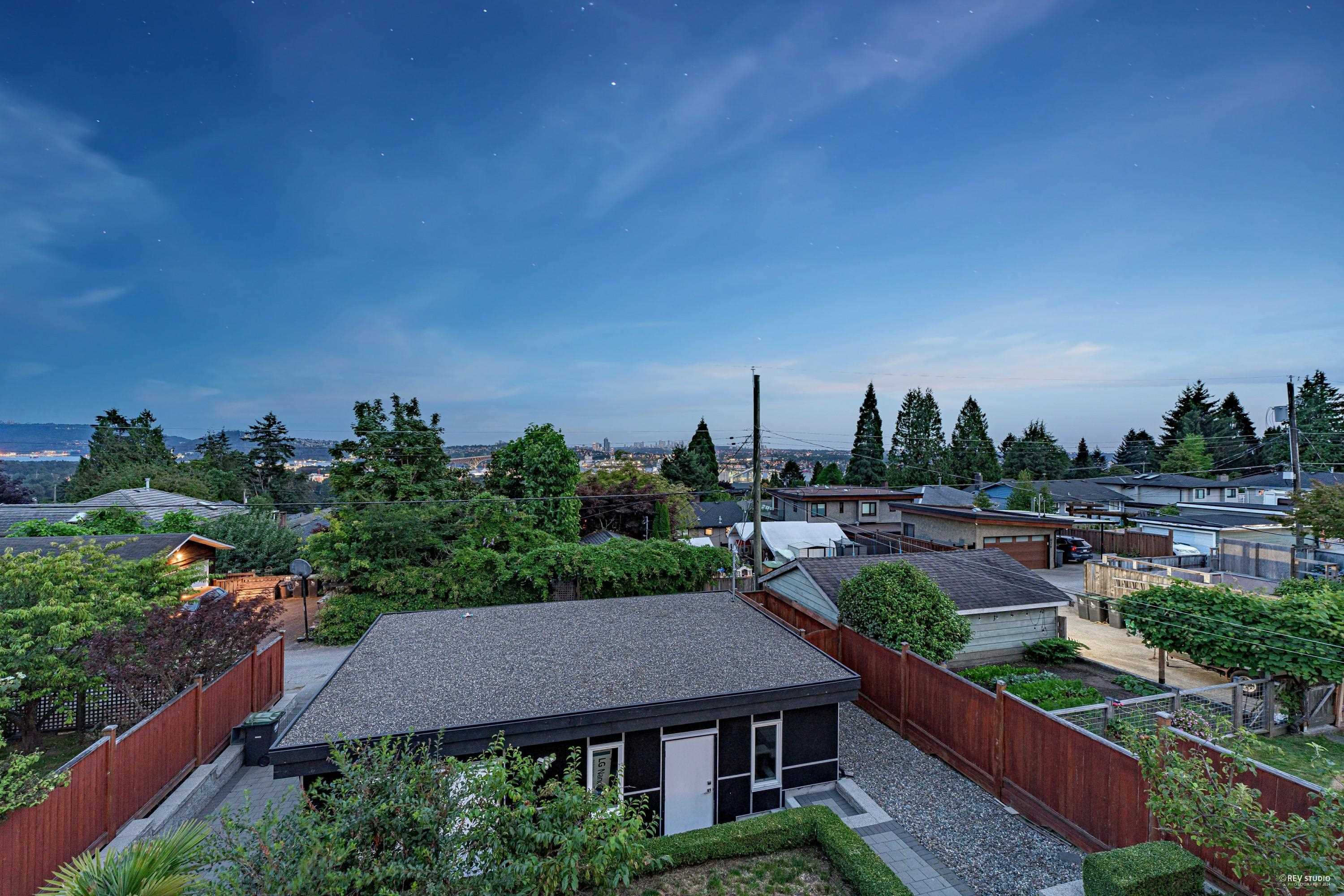 851 Whitchurch Street, North Vancouver, Calverhall, V7L 2A5 6