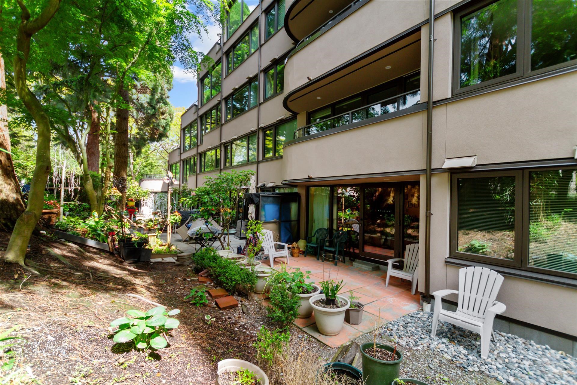 10 1425 Lamey's Mill Road, Vancouver, False Creek, V6H 3W2 5