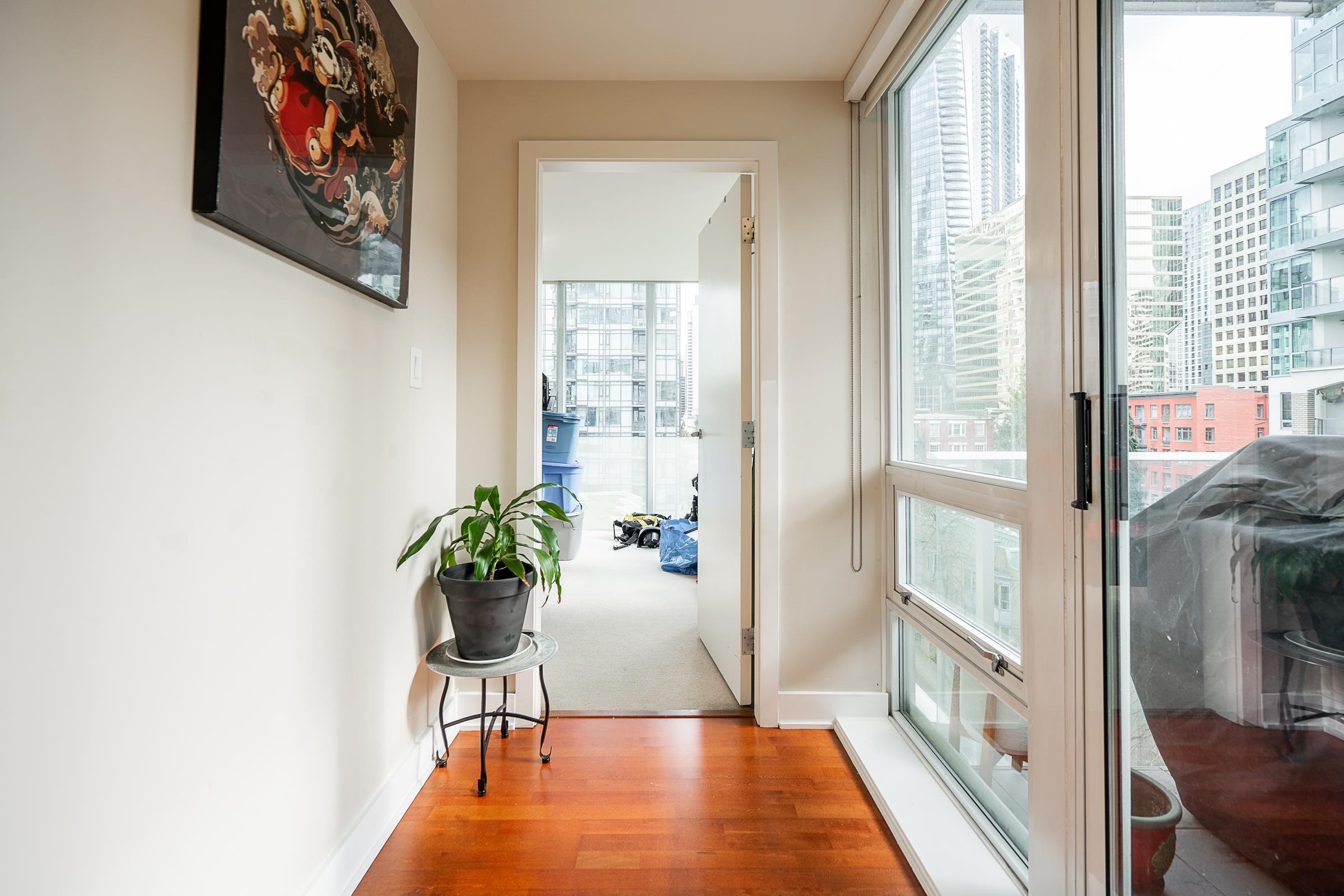 1002 1277 Melville Street, Vancouver, Coal Harbour, V6E 0A4 7