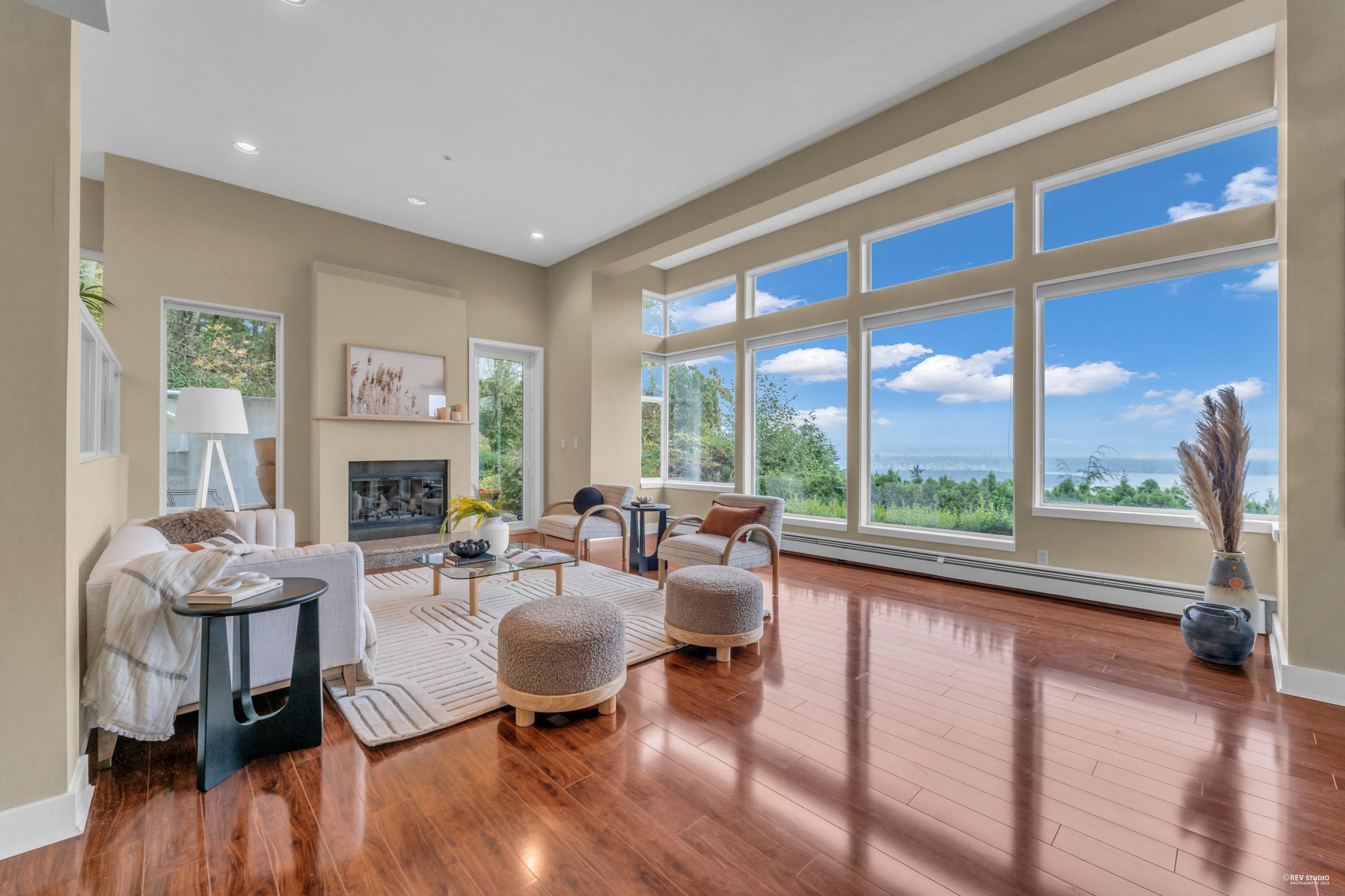 Listing image of 2617 WESTHILL WAY