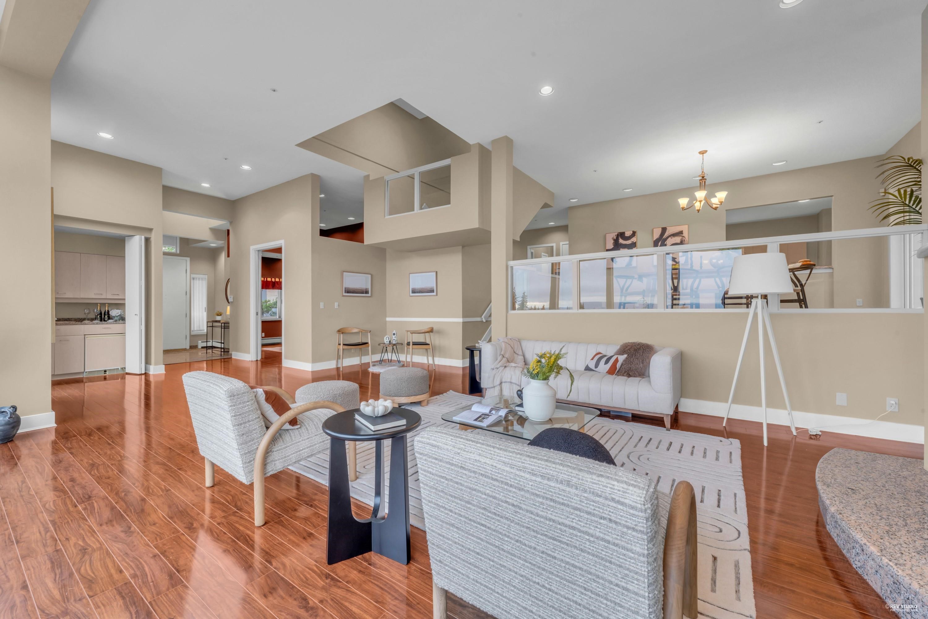 Listing image of 2617 WESTHILL WAY