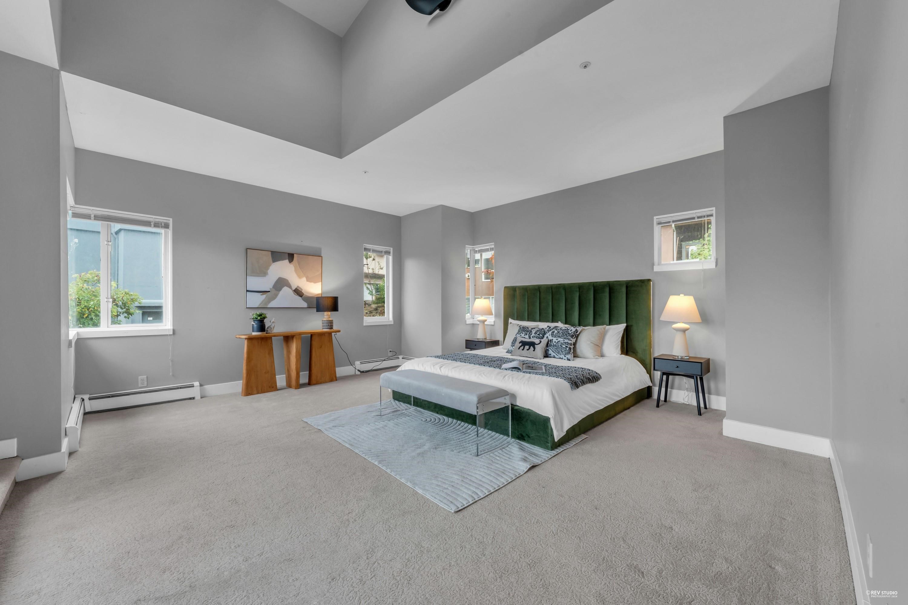 Listing image of 2617 WESTHILL WAY
