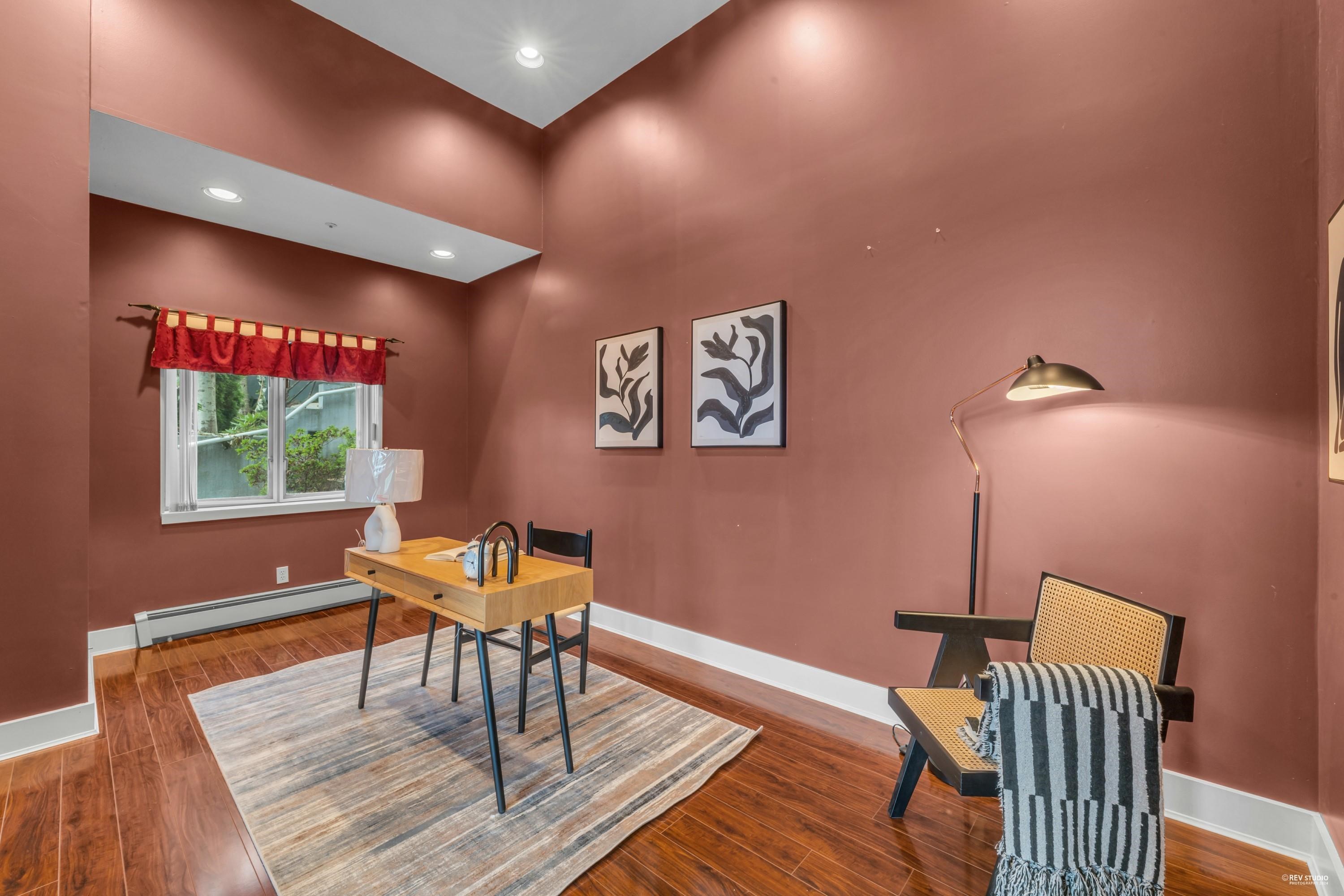 Listing image of 2617 WESTHILL WAY