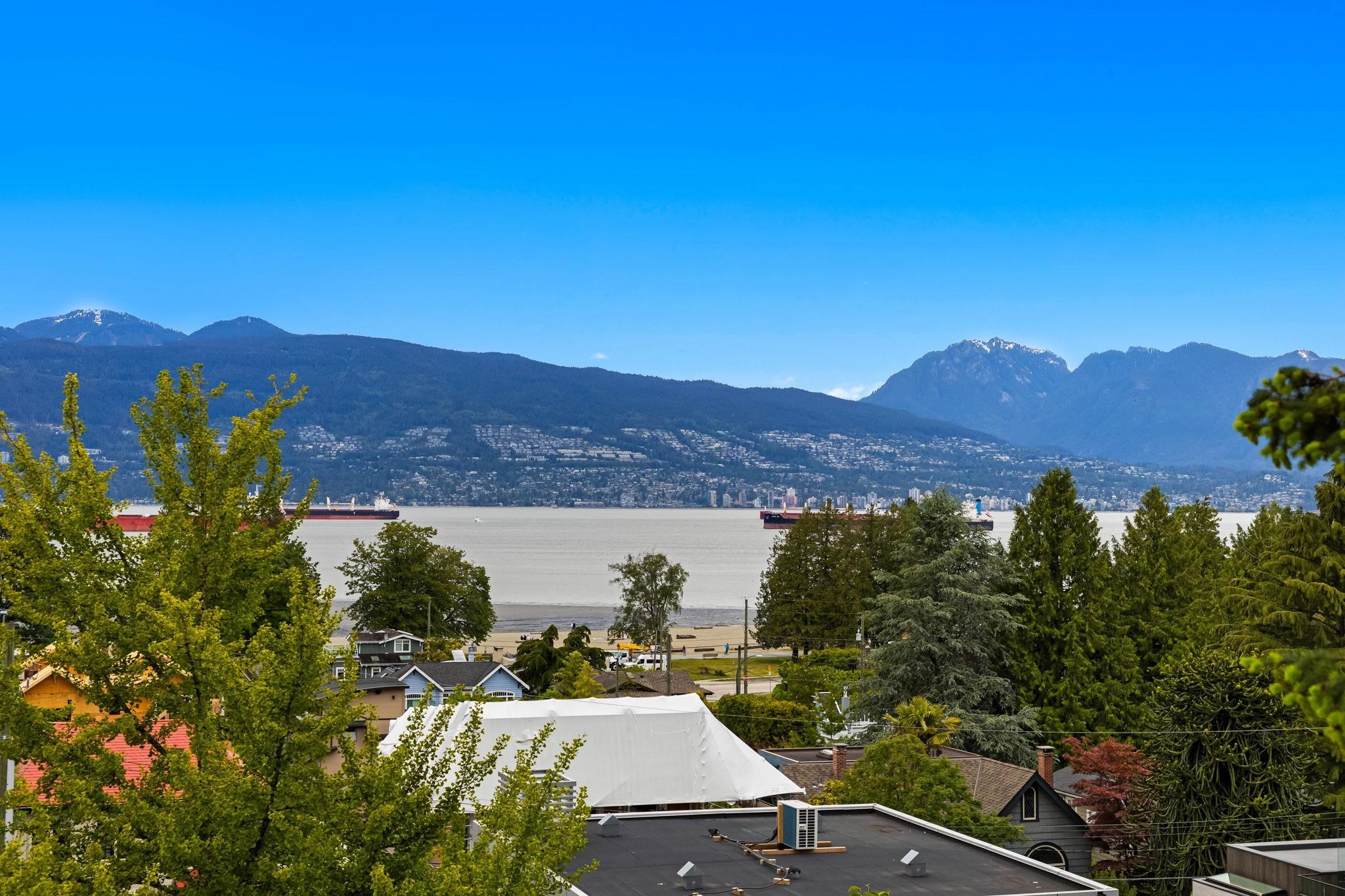 4535 W 1st Avenue, Vancouver, Point Grey, V6R 1H7 17