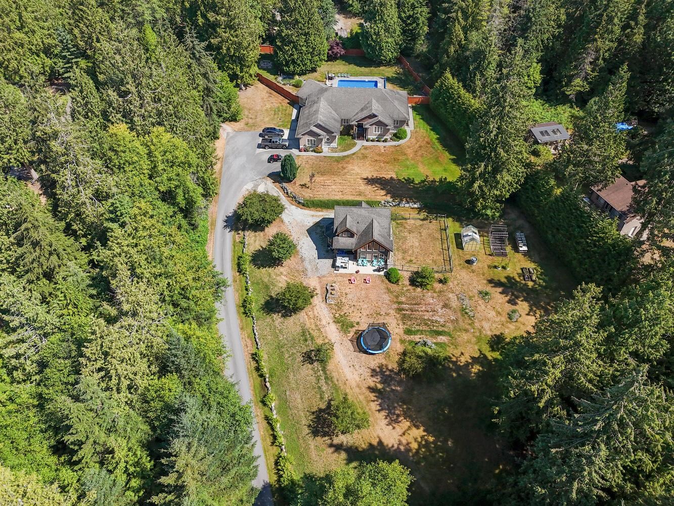 3190 Huckleberry Road, Gibsons, Roberts Creek, V0N 2W2 0