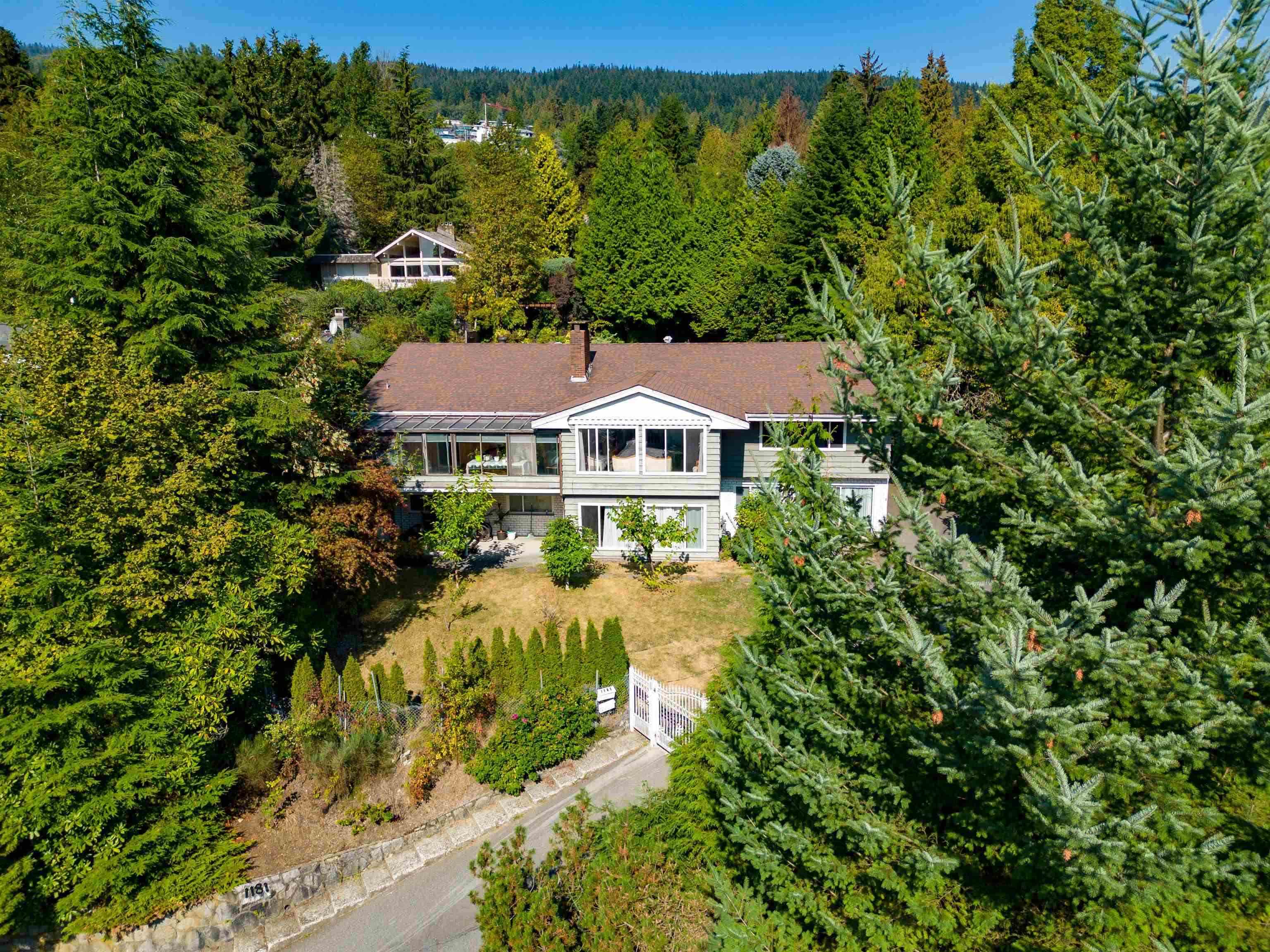 Listing image of 1181 CHARTWELL DRIVE