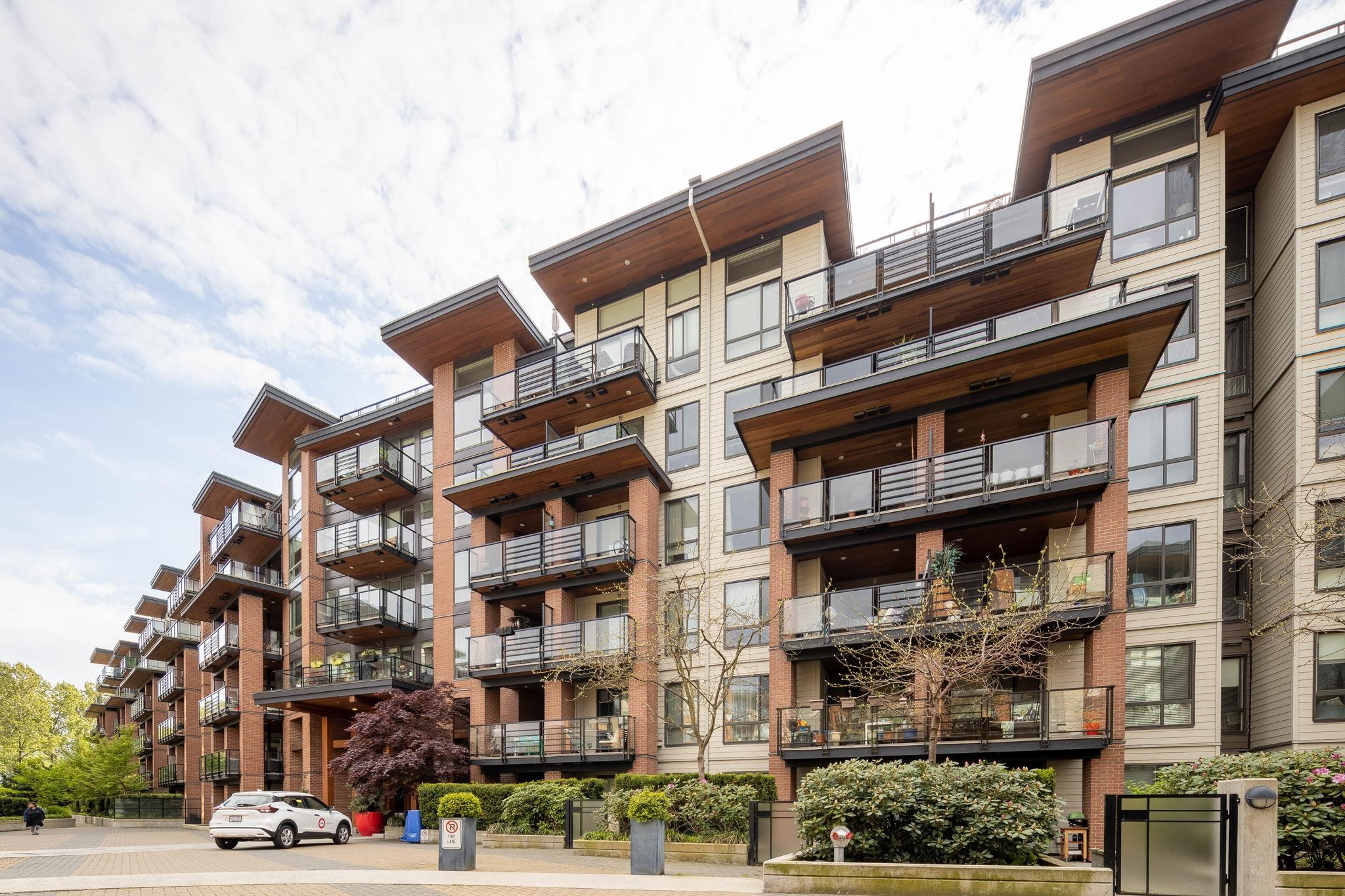 602 733 W 3rd Street, North Vancouver, Harbourside, V7M 0C8 5