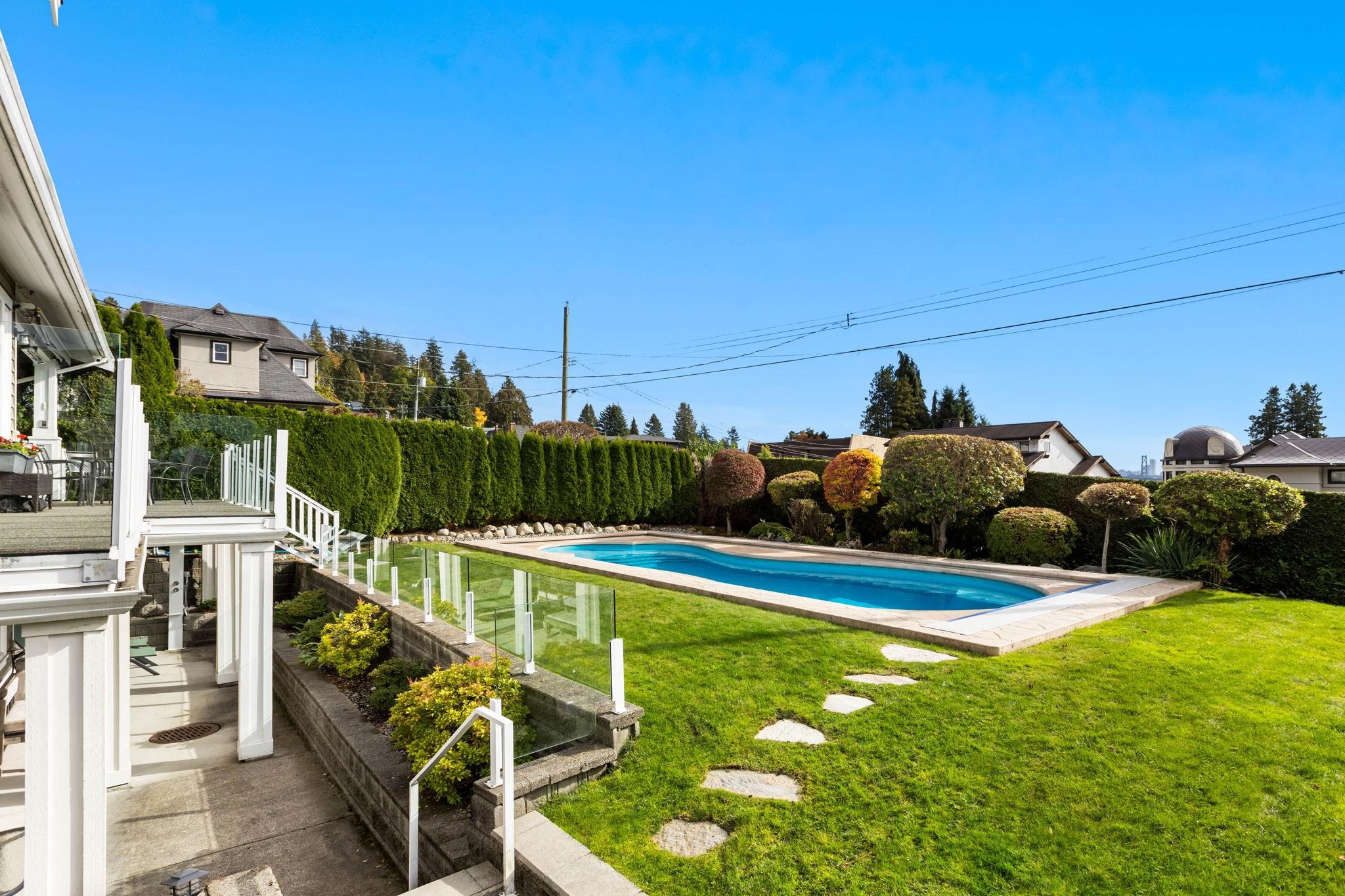 1197 Fulton Avenue, West Vancouver, Ambleside, V7T 1N4 26