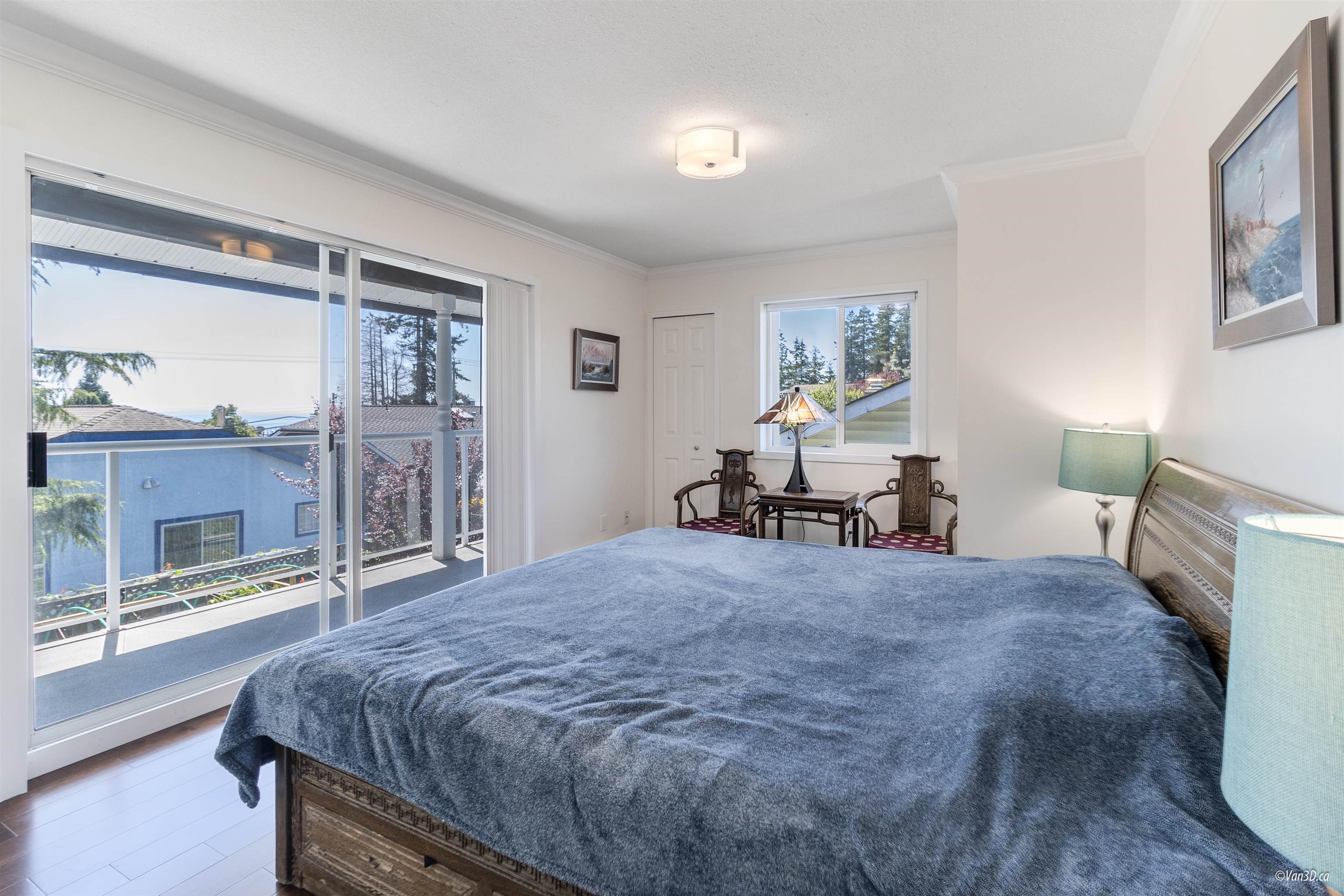 15572 Finlay Court, White Rock, White Rock, V4B 5H3 25