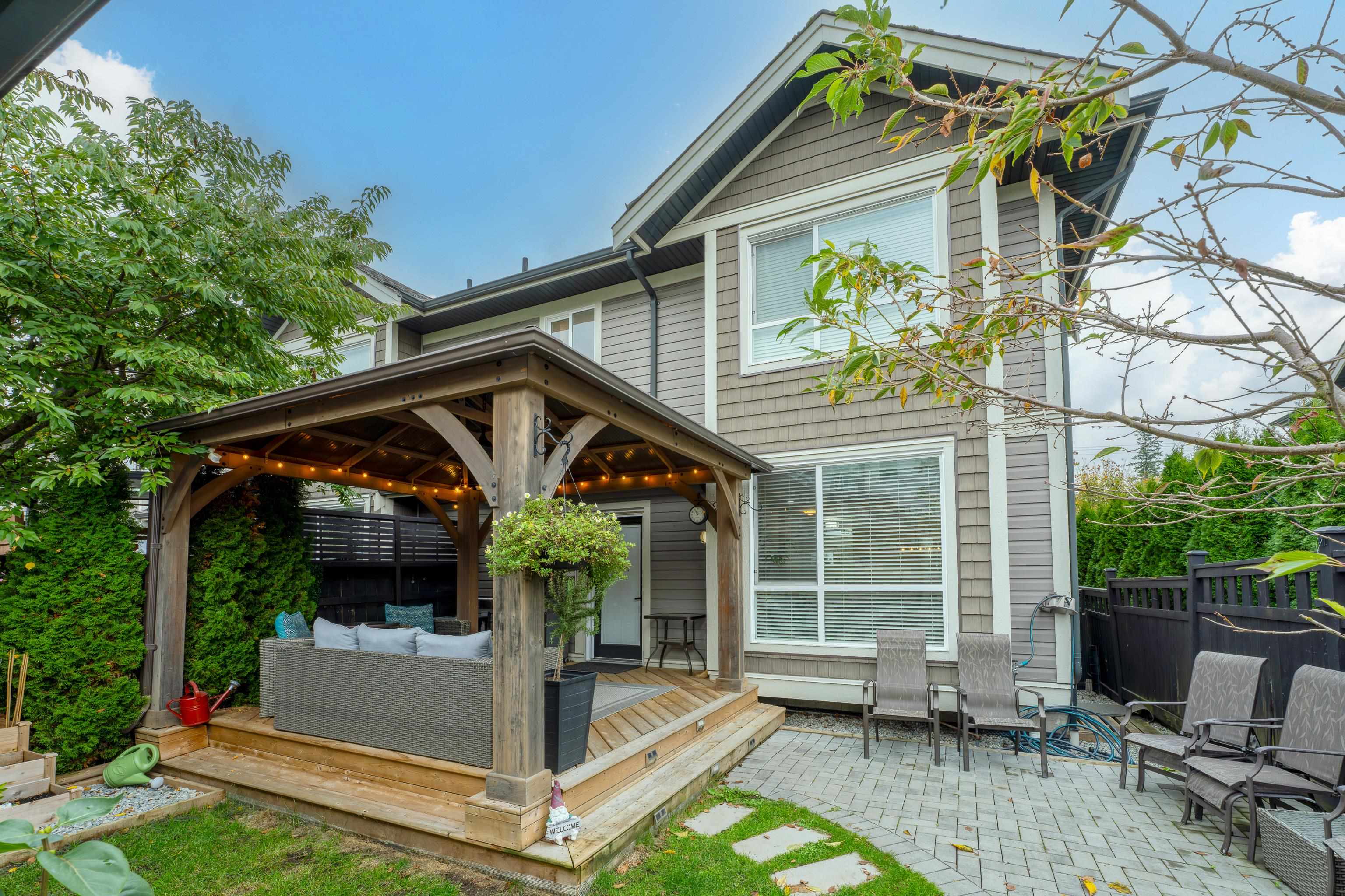 11155 240 Street, Maple Ridge, Cottonwood MR, V2W 0H7 9