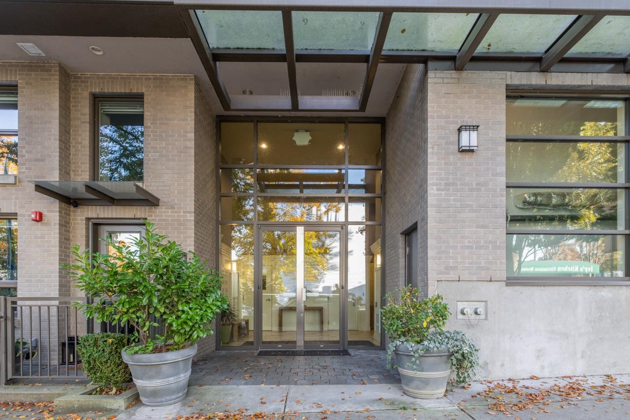 Main Apartment/Condo for sale:  1 bedroom 699 sq.ft. (Listed 2024-11-18)