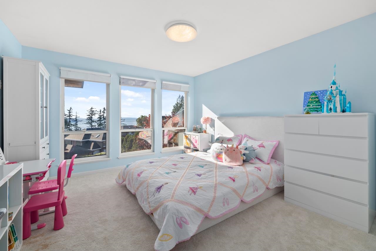 5401 W Vista Court, West Vancouver, Upper Caulfeild, V7W 3G8 29