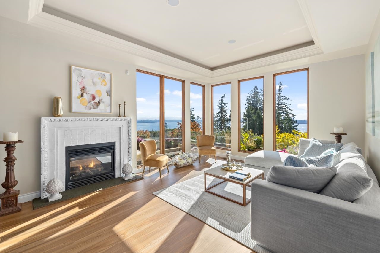 5401 W Vista Court, West Vancouver, Upper Caulfeild, V7W 3G8 6