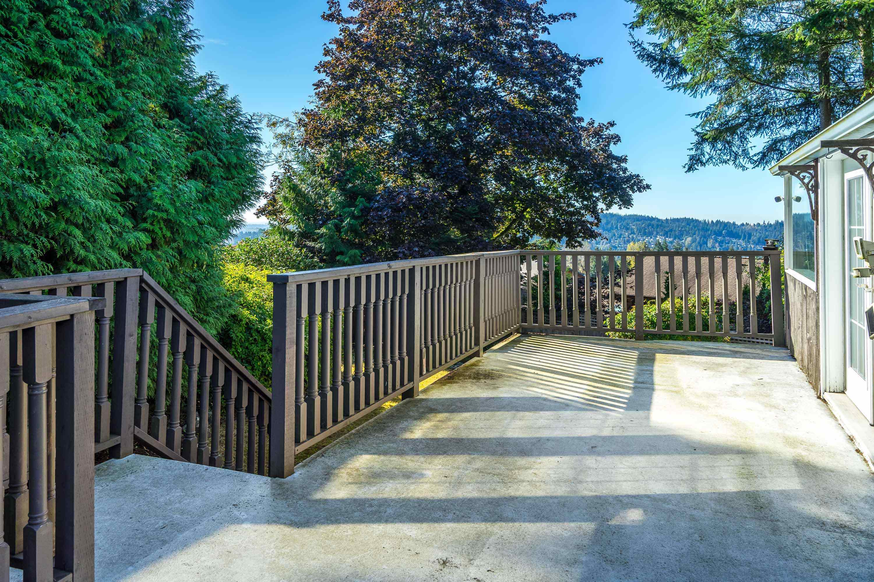 1809 Juniper Place, Port Moody, Mountain Meadows, V3H 4C4 32