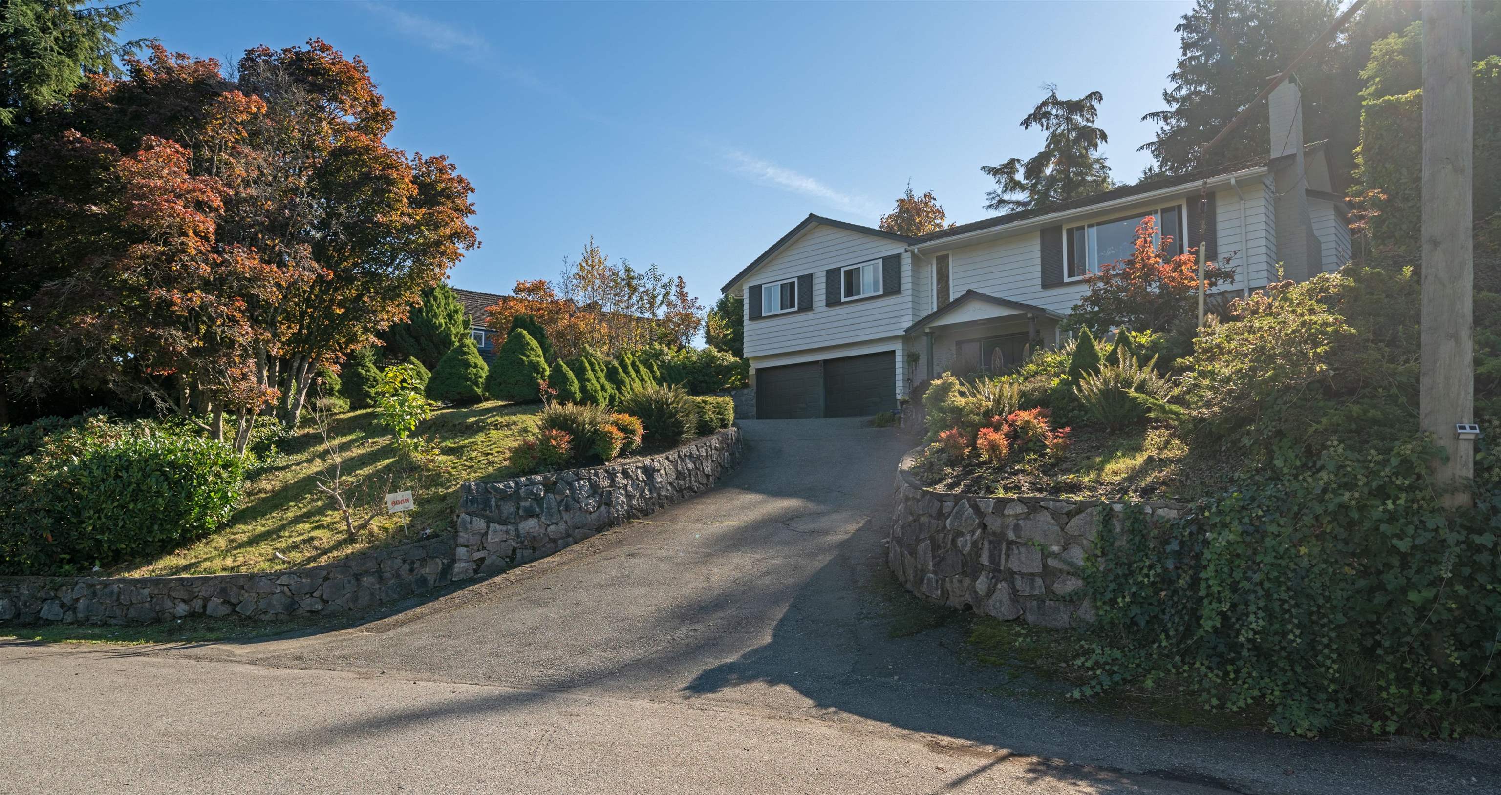 850 Jefferson Avenue, West Vancouver, Sentinel Hill, V7T 2A4 1