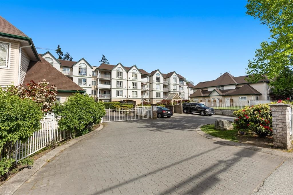 314 10082 132 Street, Surrey, West Newton, V3T 5V3 29