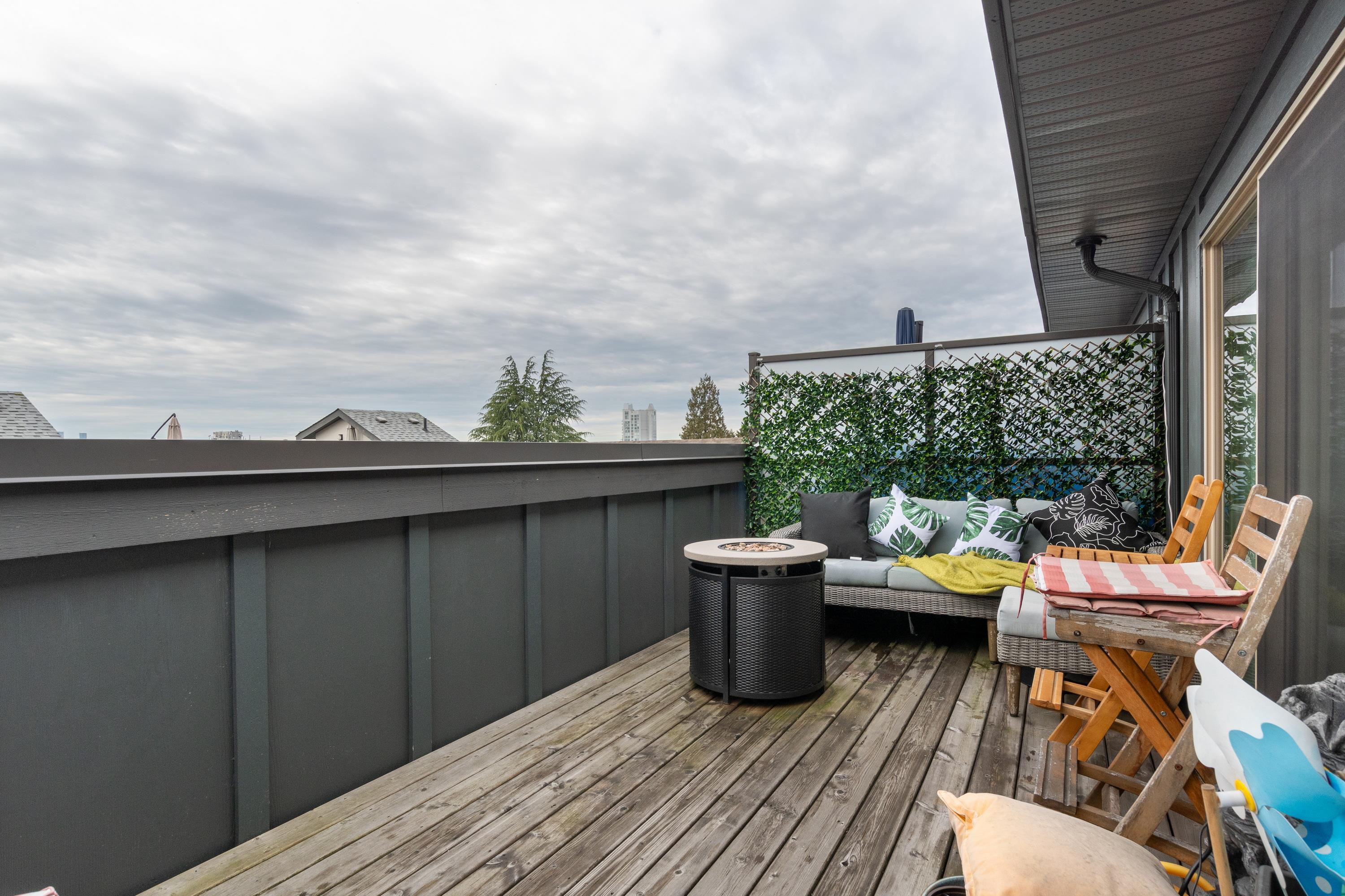 11 244 E 5th Street, North Vancouver, Lower Lonsdale, V7L 1L7 22