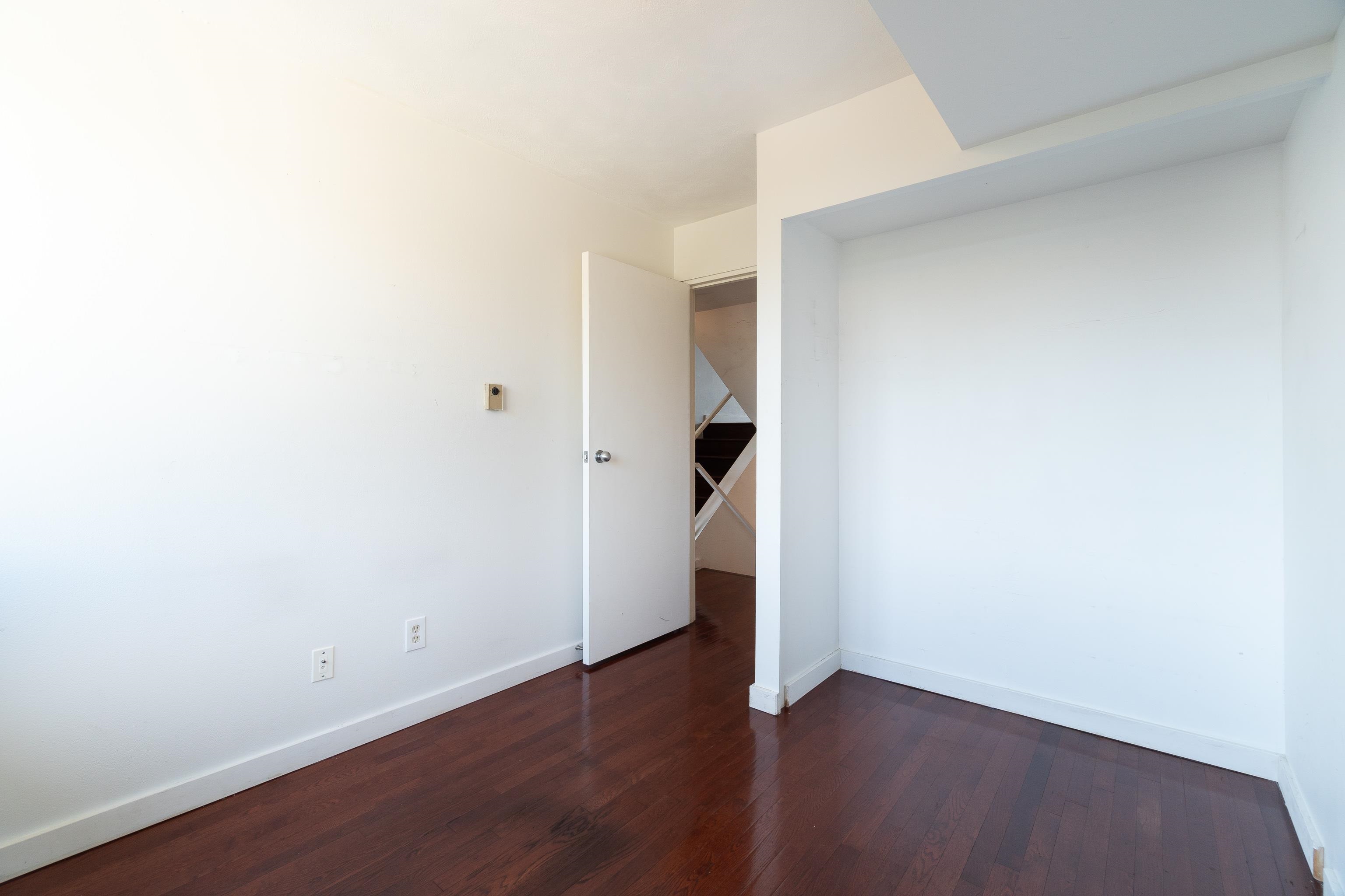 532 666 Leg In Boot Square, Vancouver, False Creek, V5Z 4B3 29