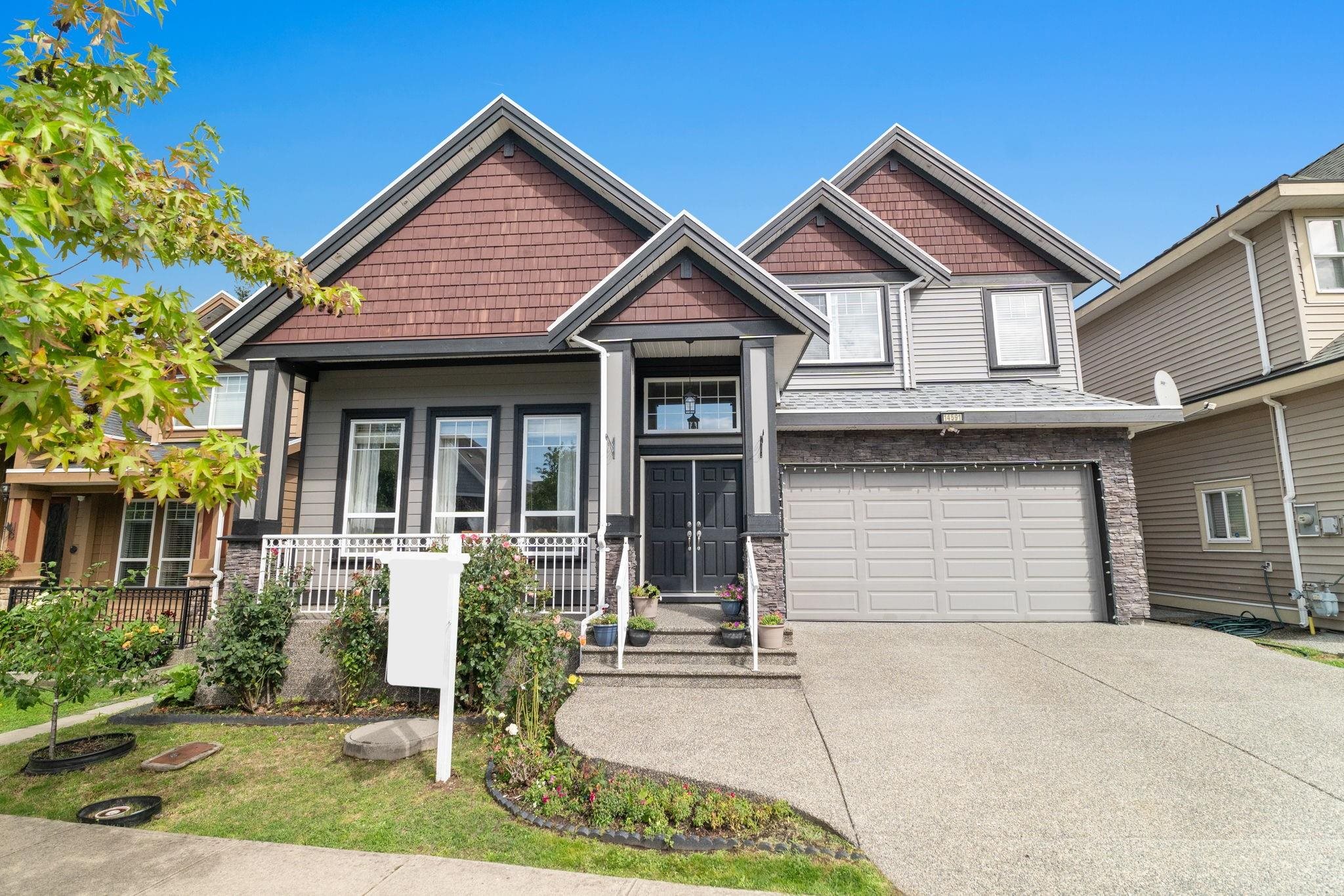 14591 59b Avenue, Surrey, Sullivan Station, V3S 7B4