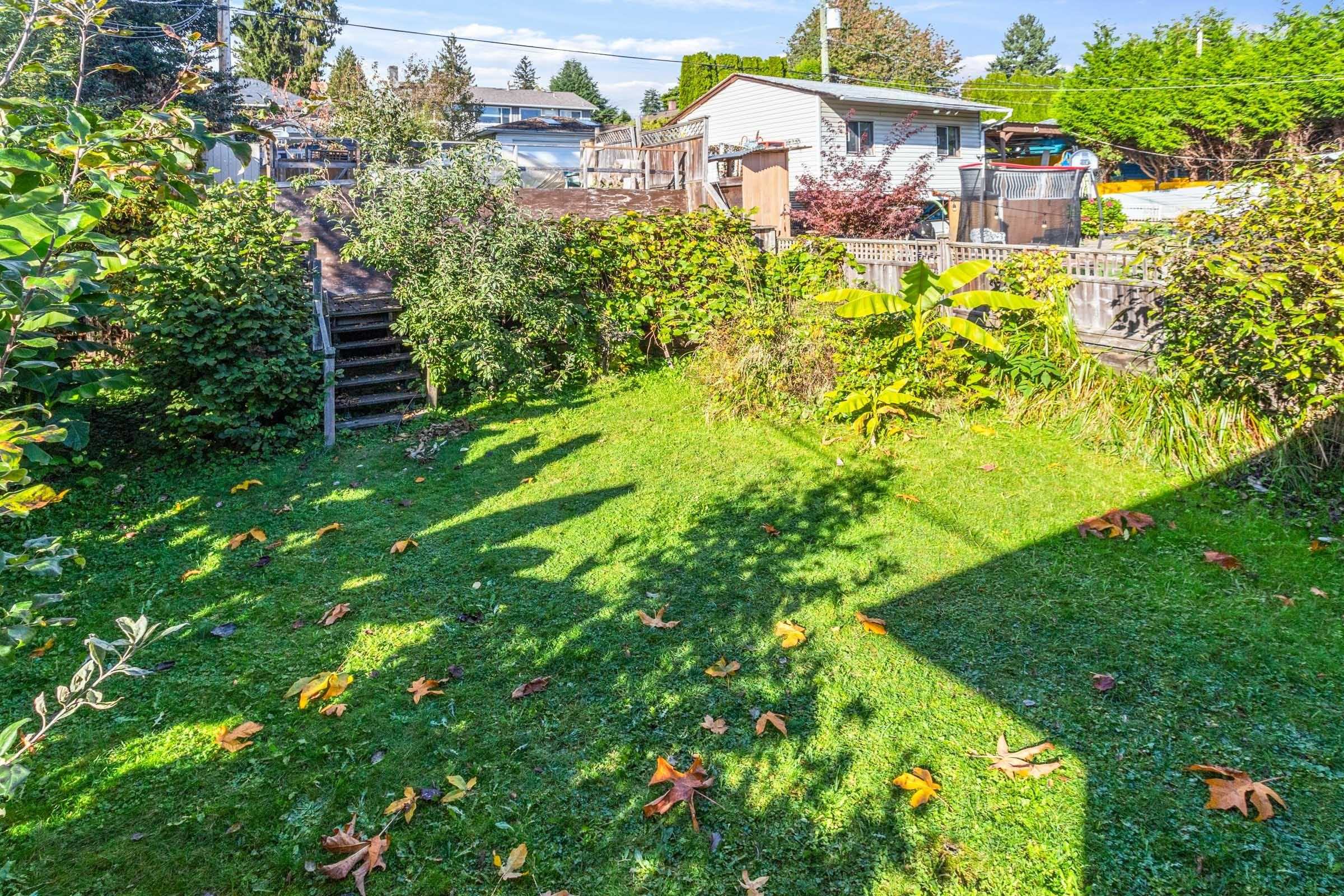 1080 Cloverley Street, North Vancouver, Calverhall, V7L 1N5 29