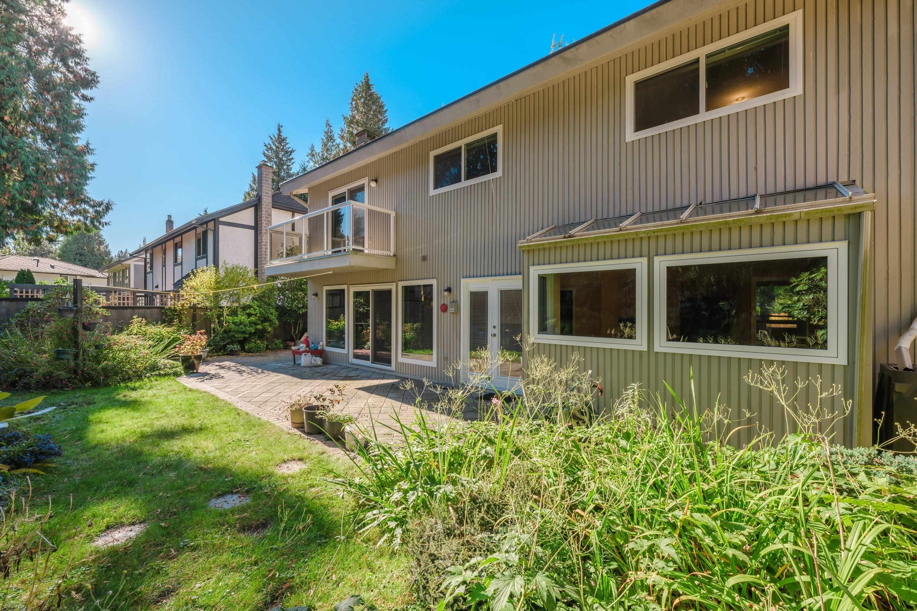 12662 Ocean Cliff Drive, Surrey, Crescent Bch Ocean Pk., V4A 6N1 38