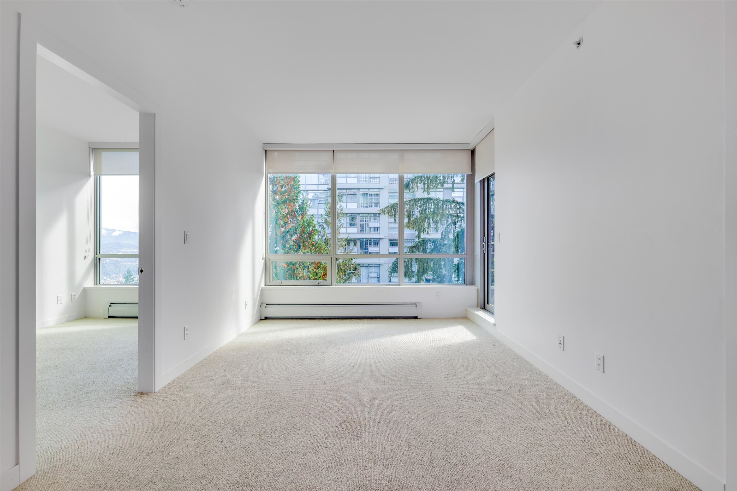 805 9080 University Crescent, Burnaby, Simon Fraser Univer., V5A 0B7 5