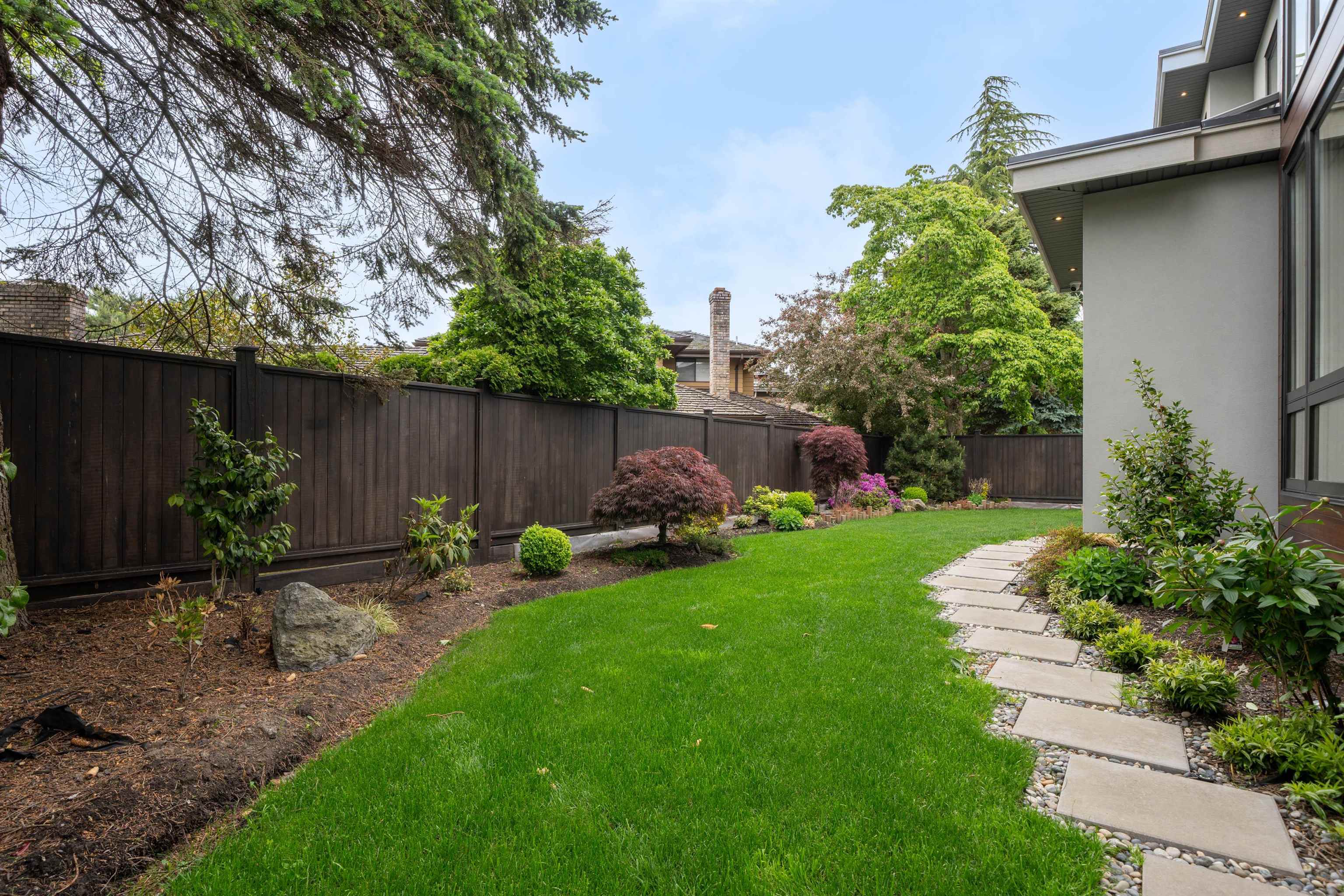 6571 Whiteoak Drive, Richmond, Woodwards, V7E 4Z7 34