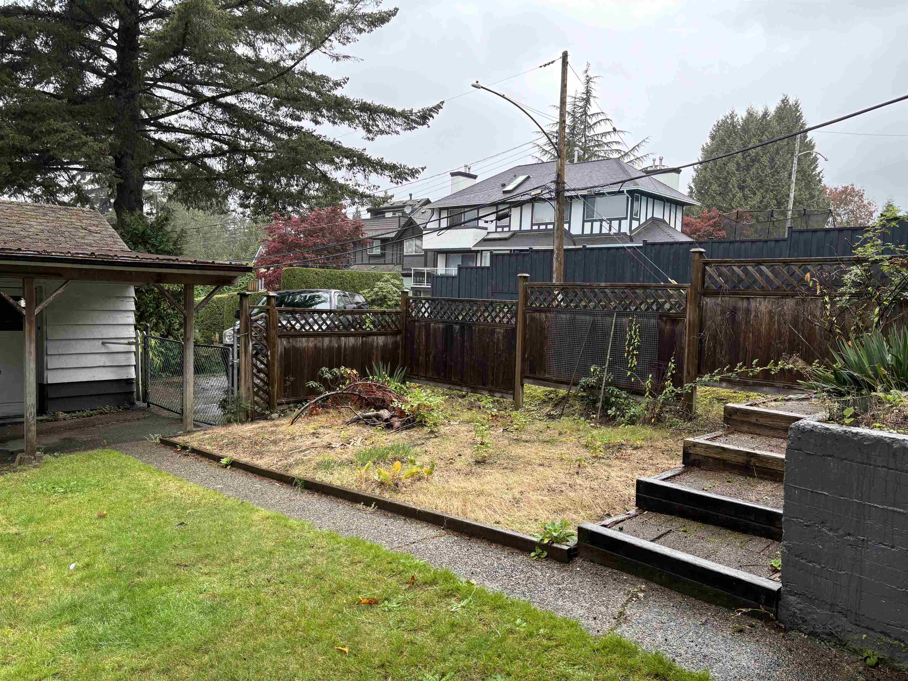 3365 Lonsdale Avenue, North Vancouver, Upper Lonsdale, V7N 3K1 20