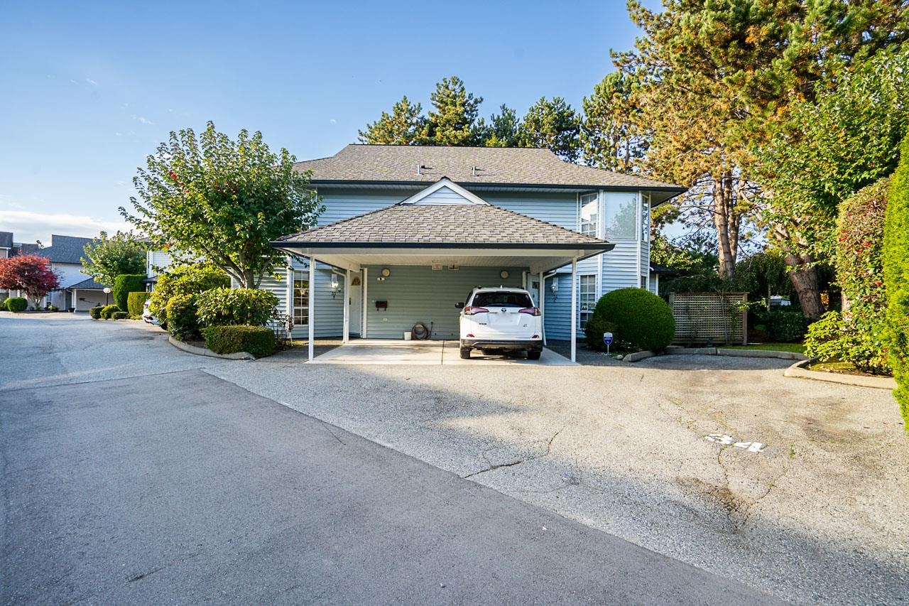 33 7360 Minoru Boulevard, Richmond, Brighouse South, V6Y 3L6 1