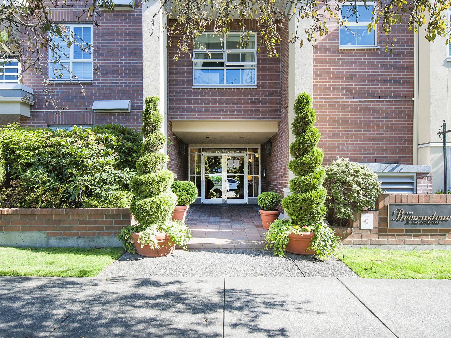 103 2105 W 42nd Avenue, Vancouver, Kerrisdale, V6M 2B7 25