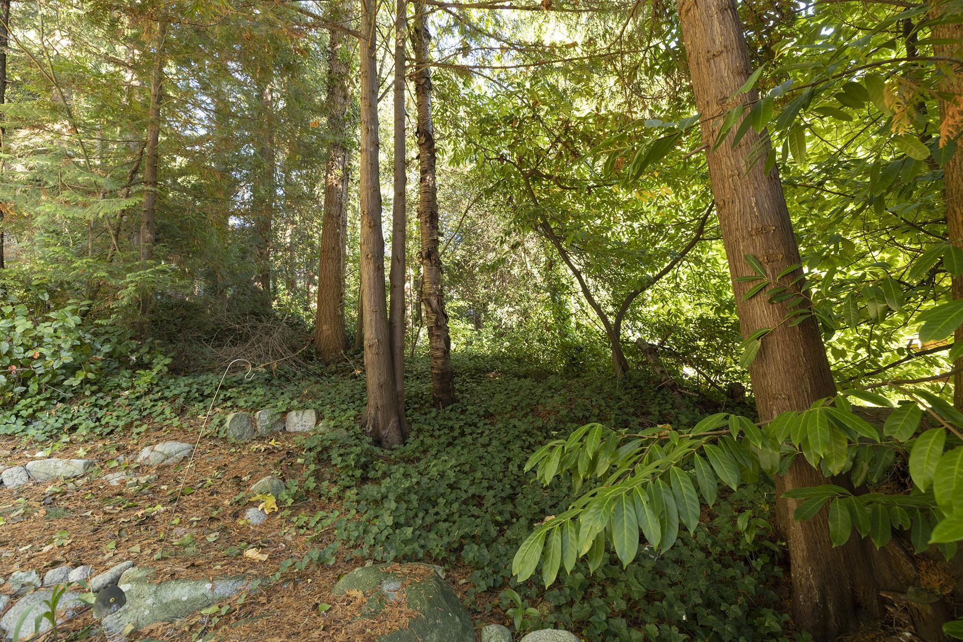 Listing image of 3095 MATHERS AVENUE