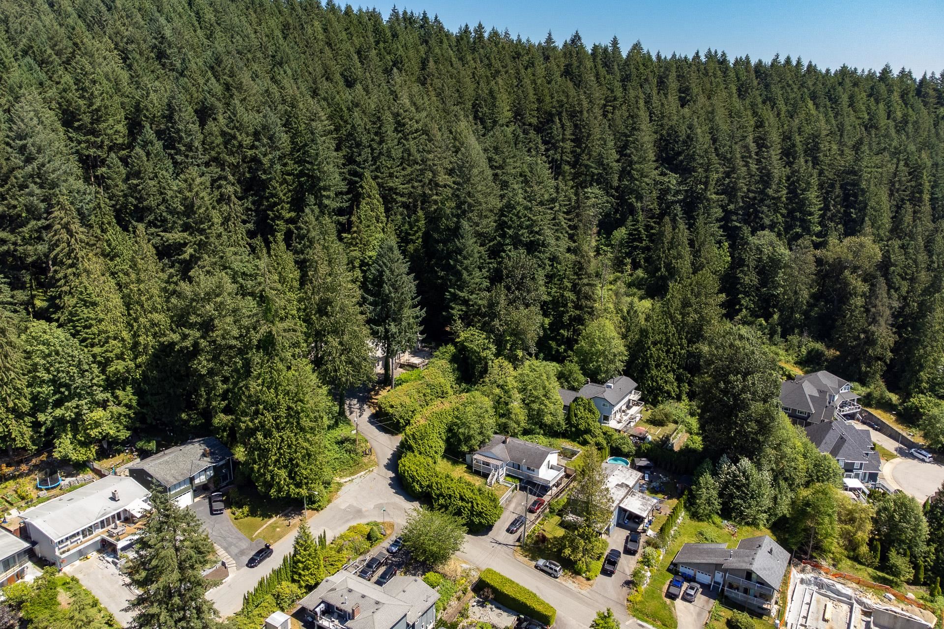 Lot 1 622 Foresthill Place, Port Moody, North Shore Pt Moody, V3H 4B7 3