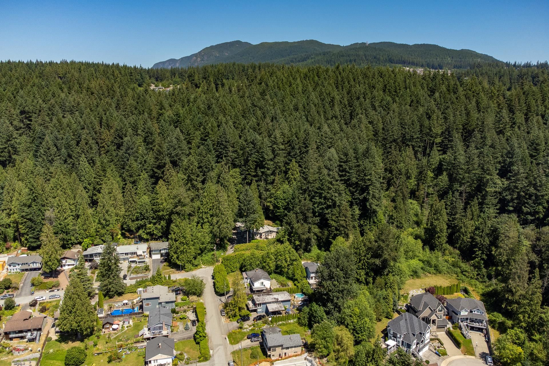 Lot 1 622 Foresthill Place, Port Moody, North Shore Pt Moody, V3H 4B7 6