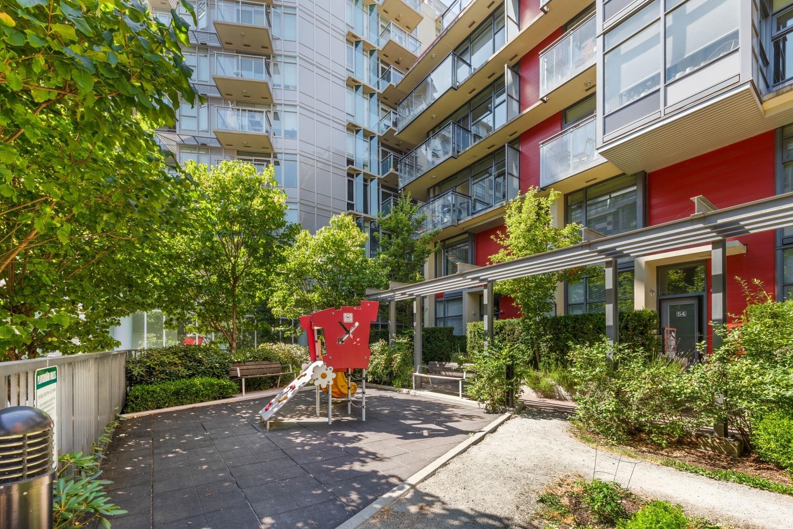 1010 38 W 1st Avenue, Vancouver, False Creek, V5Y 0K3 32