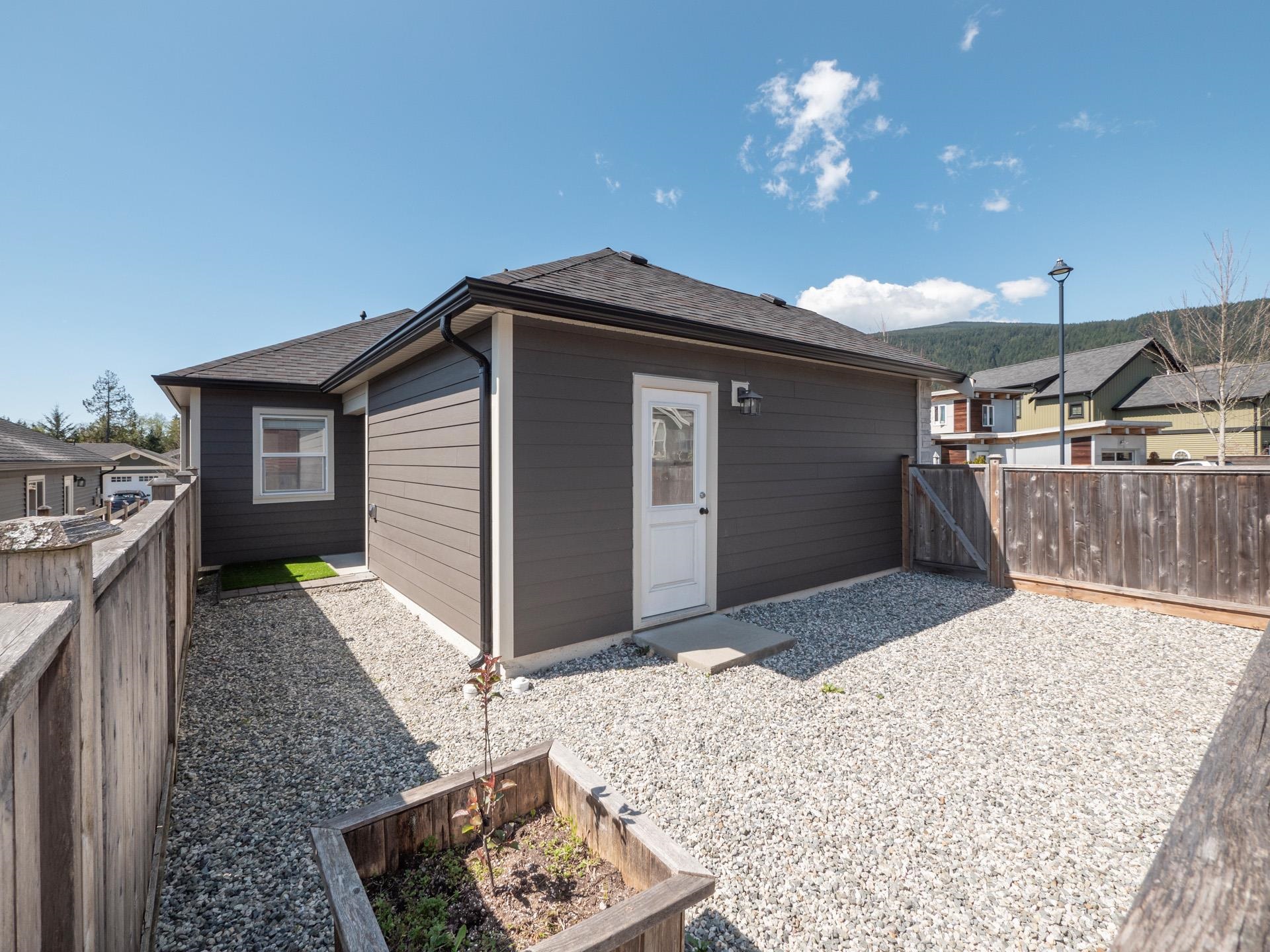 754 Wright Road, Gibsons, Gibsons & Area, V0N 1V7 17