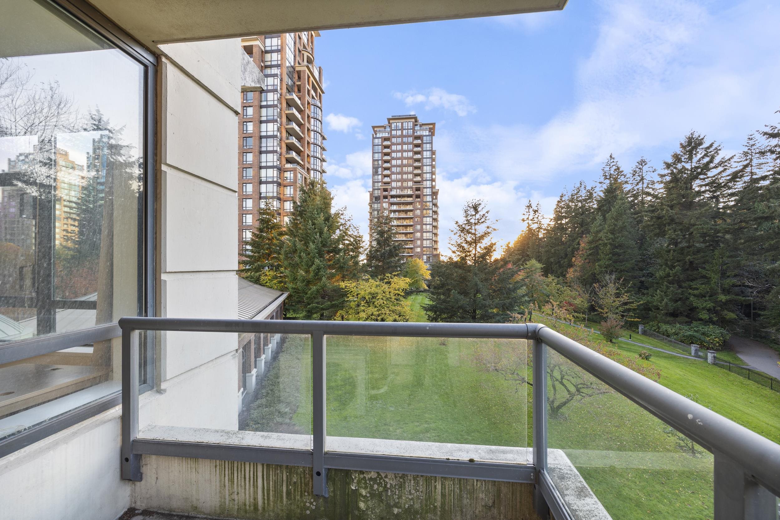 308 6837 Station Hill Drive, Burnaby, South Slope, V3N 5B7 15