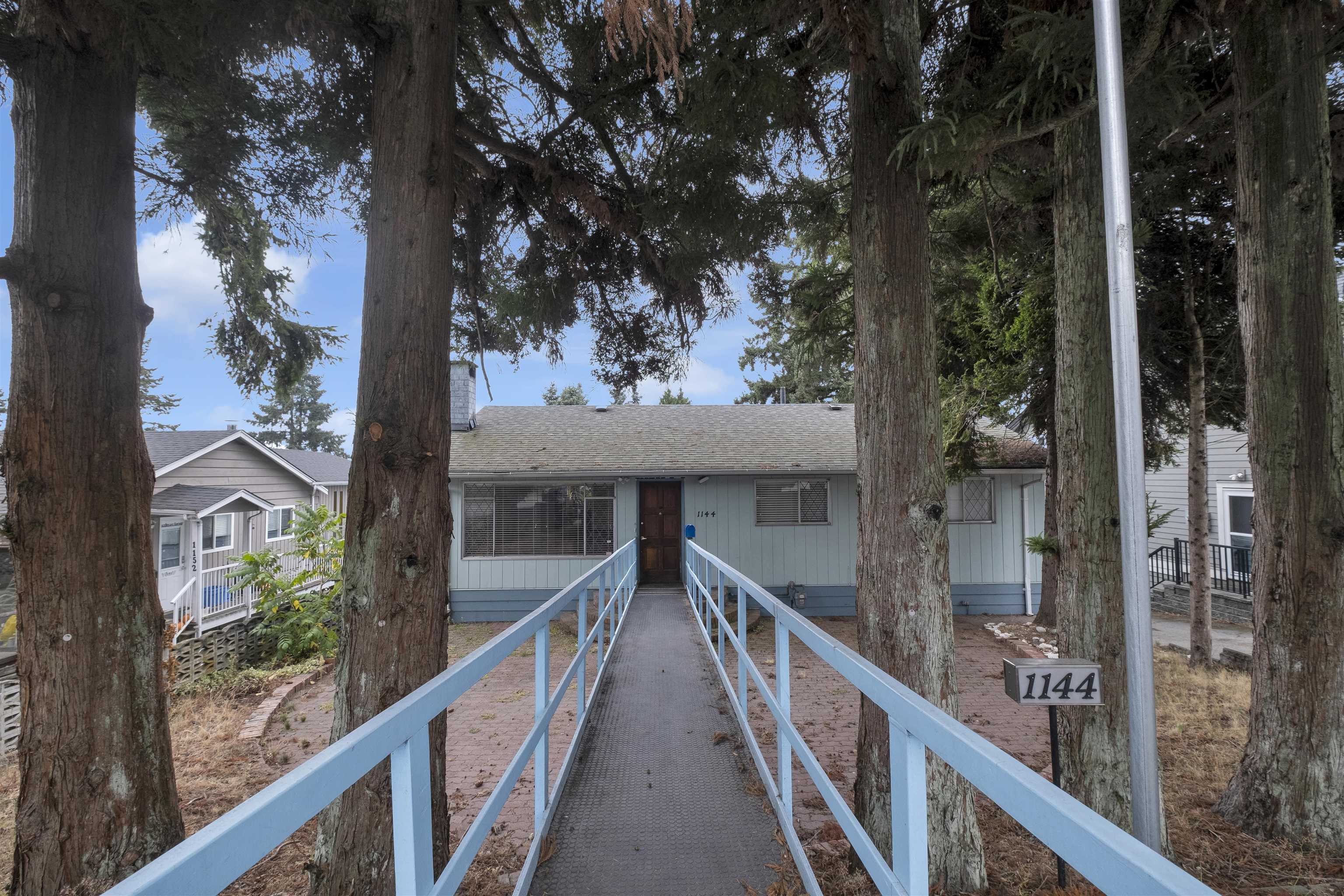 1144 Rochester Avenue, Coquitlam, Maillardville, V3K 2X4 7