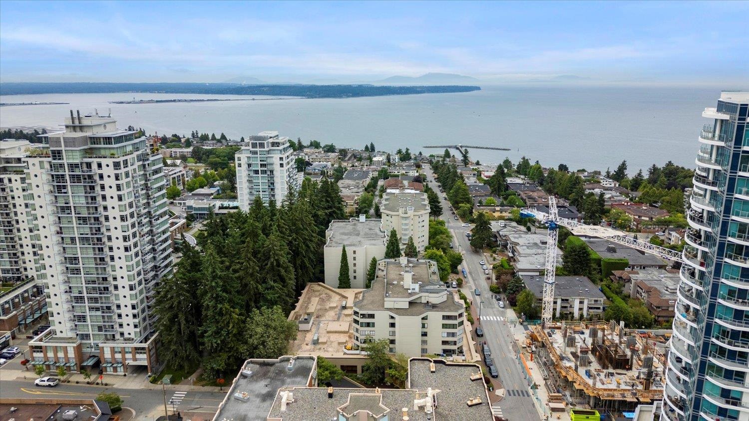 304 1480 Foster Street, White Rock, White Rock, V4B 3X7 15