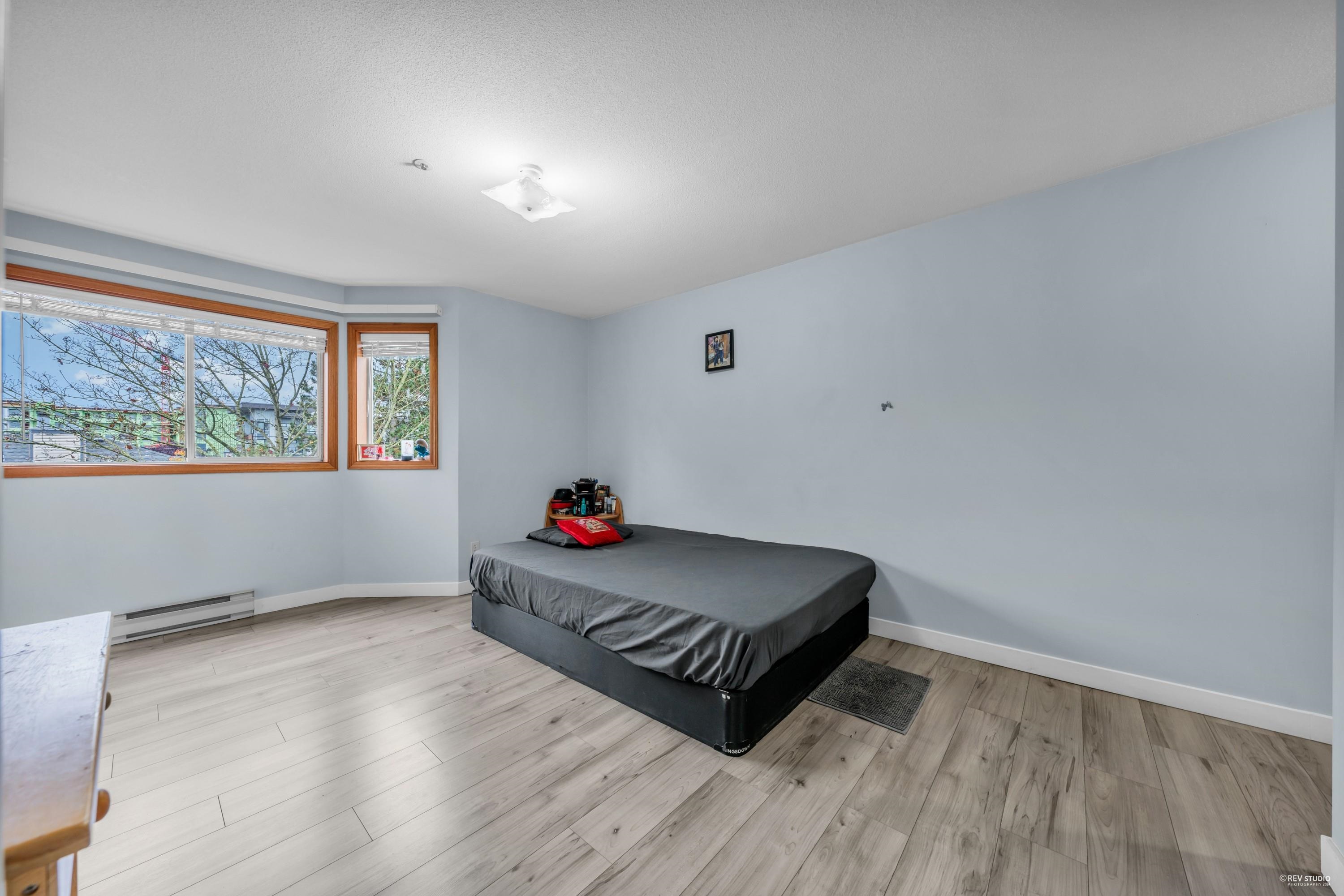 203 5377 201a Street, Langley, Langley City, V3A 1S7 5